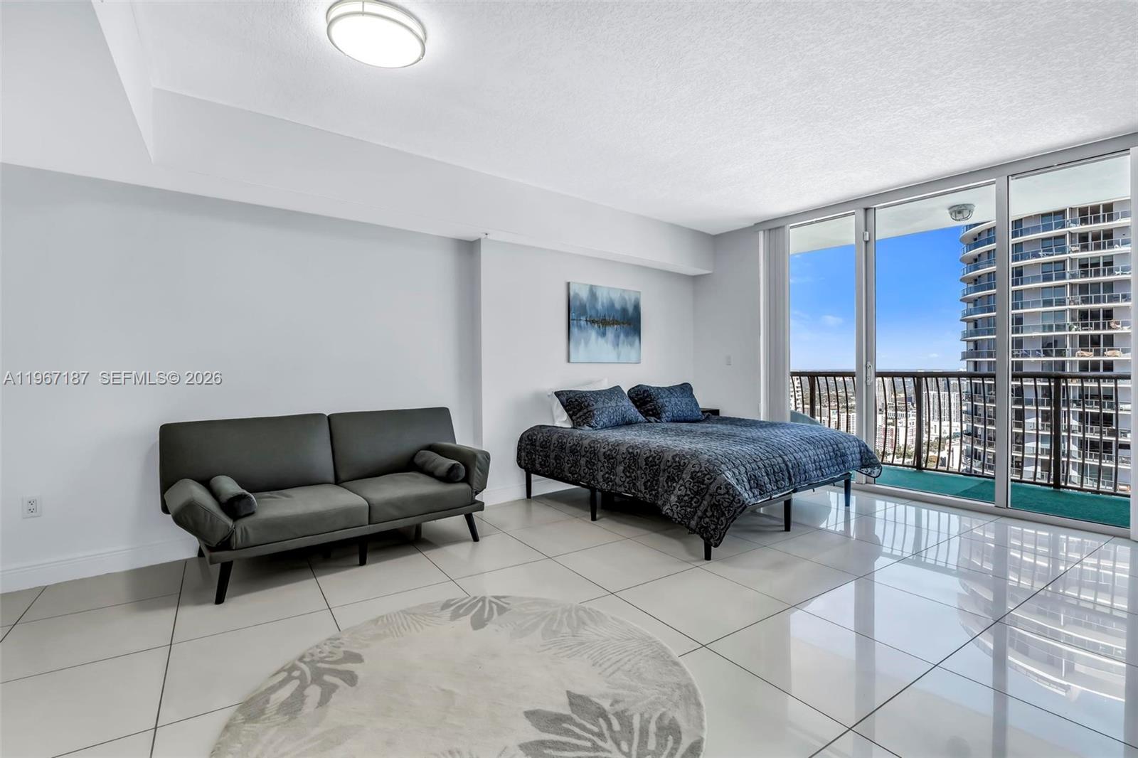 OPERA TOWER CONDO - Residential