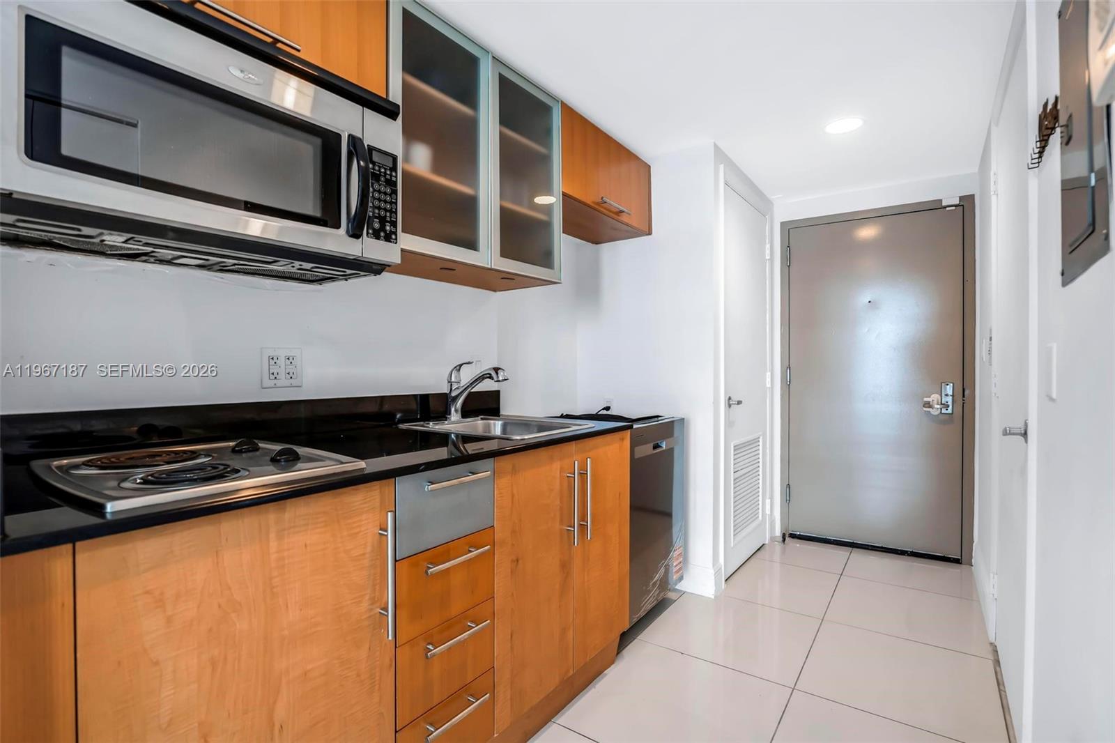 OPERA TOWER CONDO - Residential