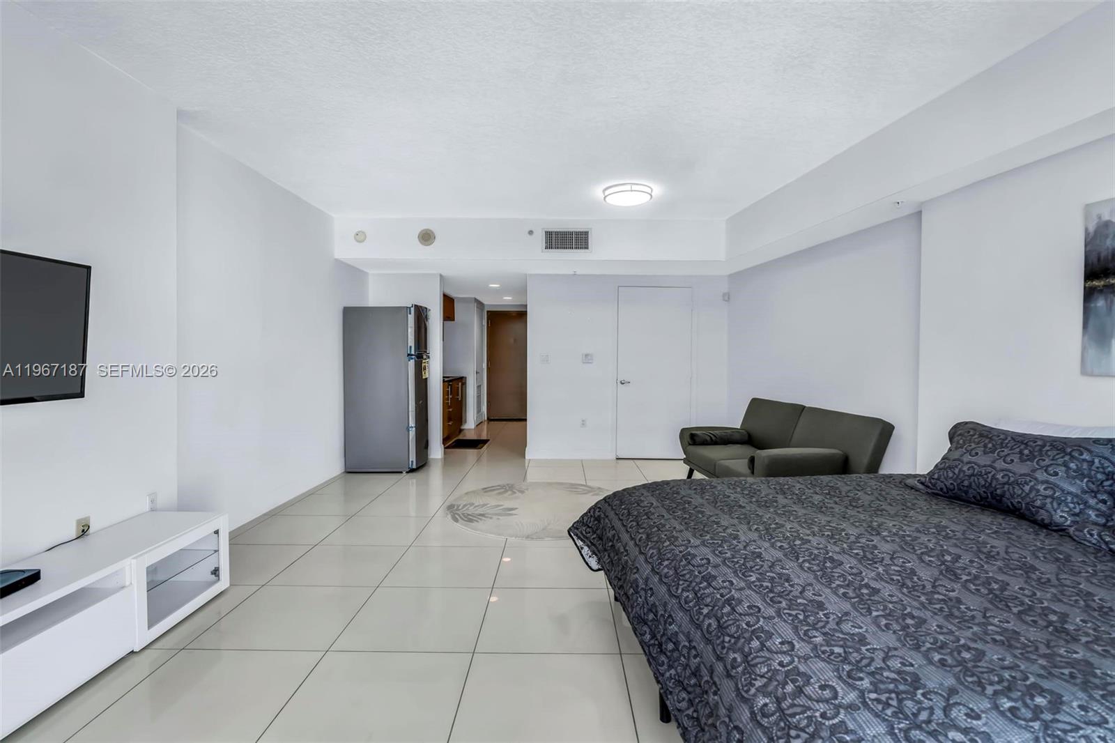 OPERA TOWER CONDO - Residential