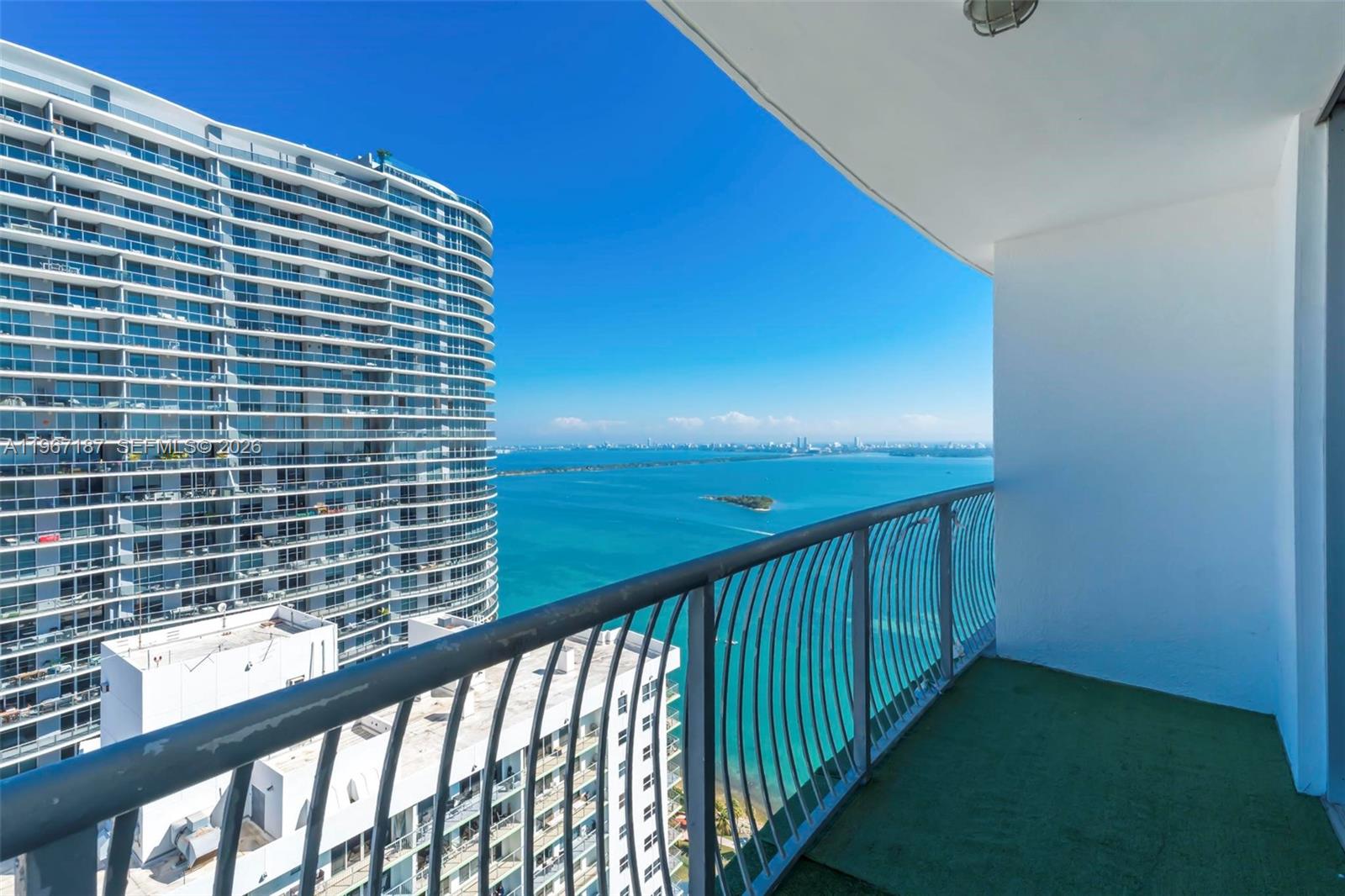 OPERA TOWER CONDO - Residential