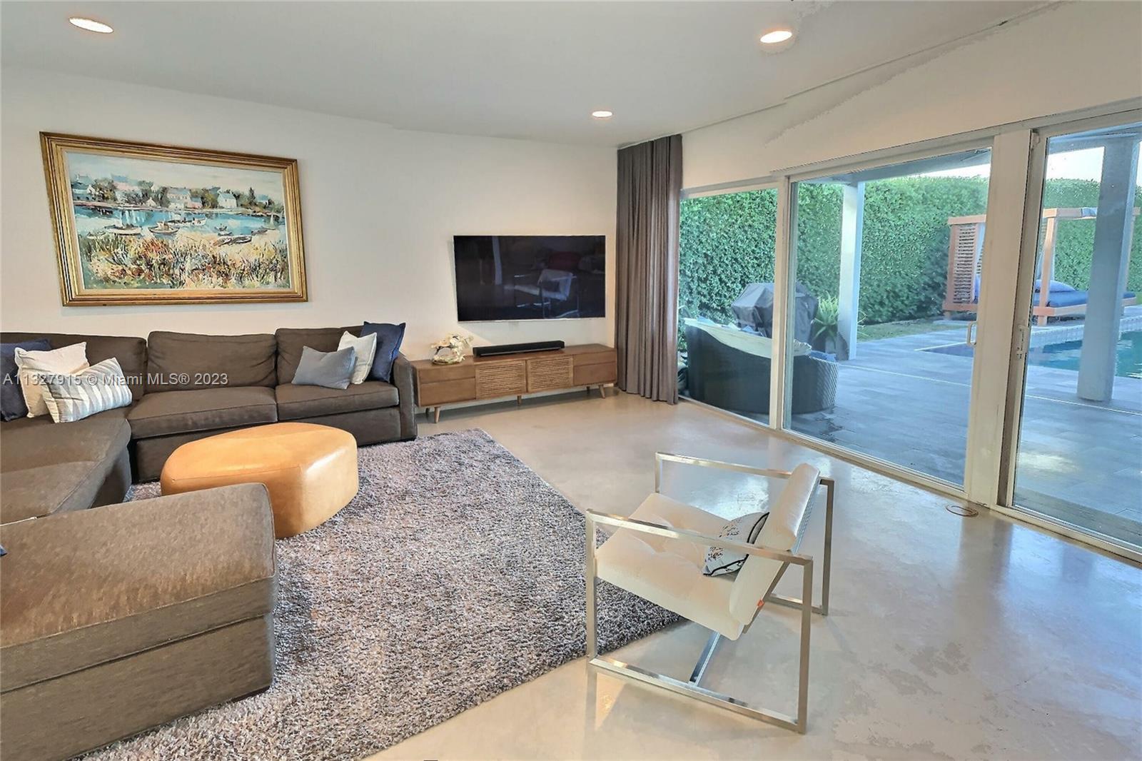 NORMANDY GOLF COURSE - Residential