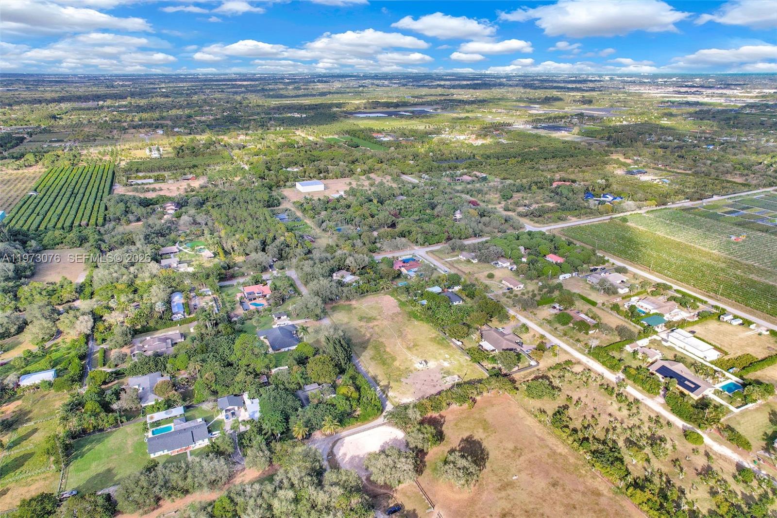 Redlands - Land