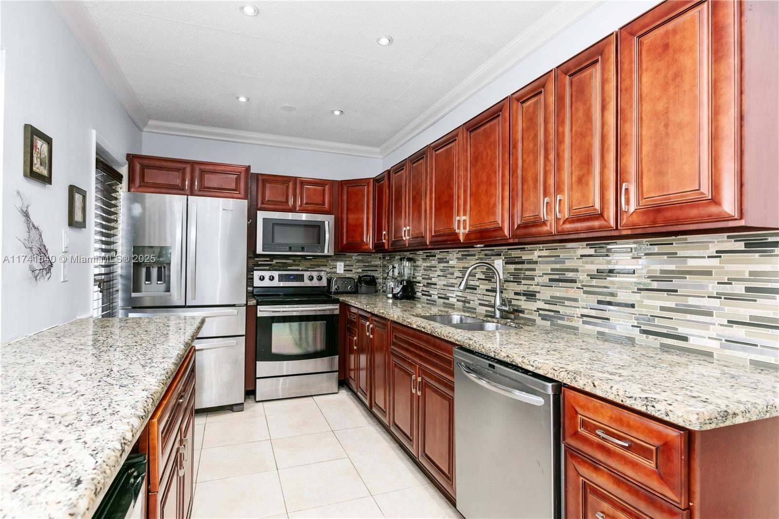 AMBASSADOR SOUTH CO-OP - Residential