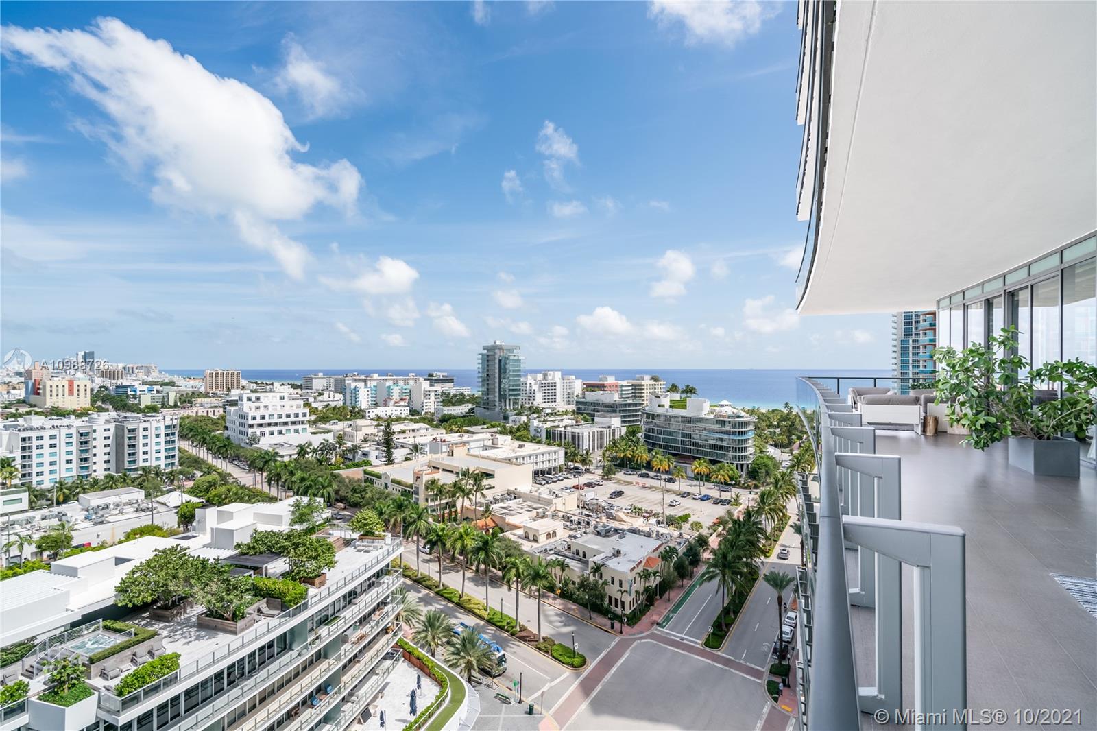 APOGEE CONDO - Residential