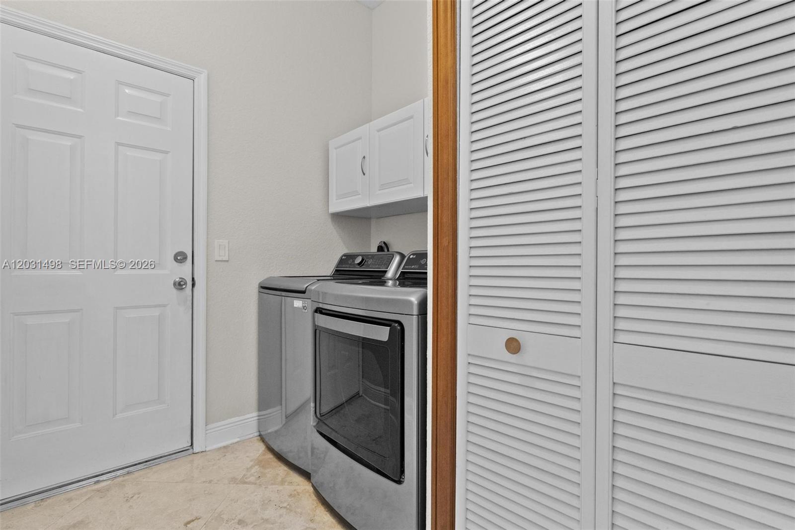BISCADO ESTS SEC 1 - Residential