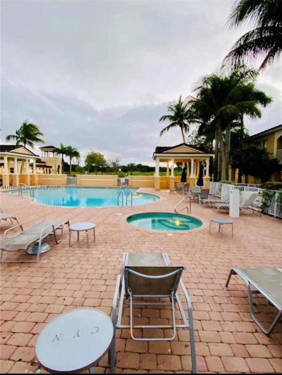 COURTYARDS TWO CONDO - Residential Lease