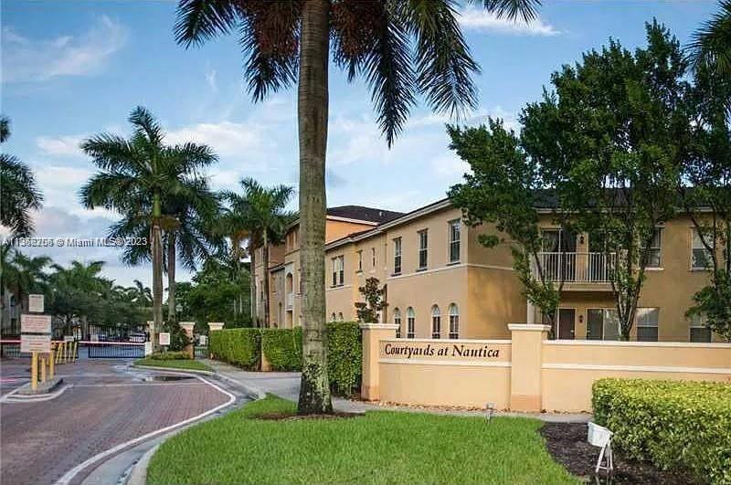 COURTYARDS TWO CONDO - Residential Lease