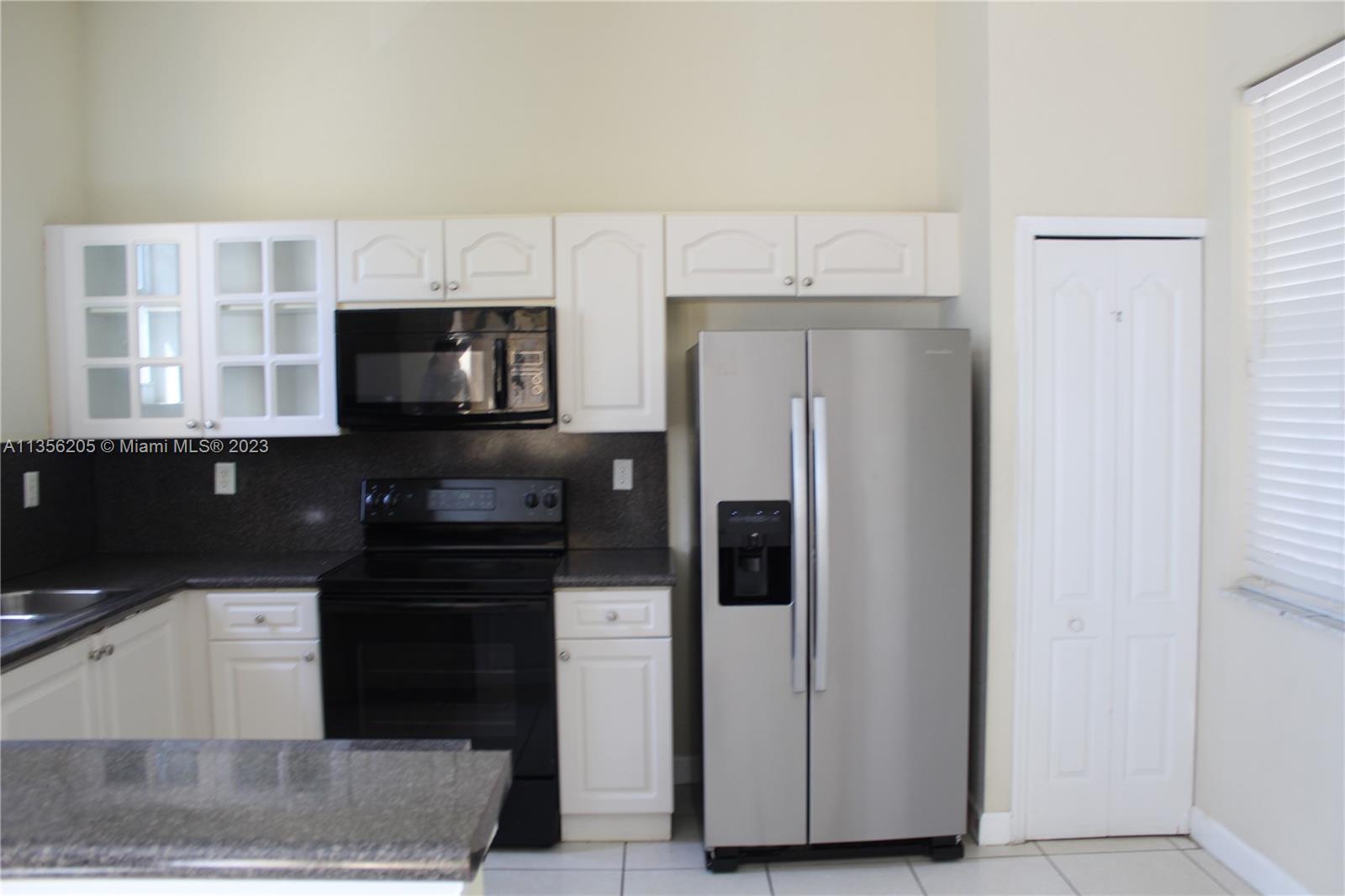 COURTYARDS TWO CONDO - Residential Lease