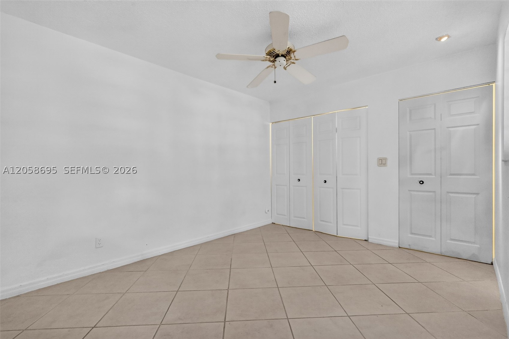 TOWNHOMES OF MONTEREY - Residential