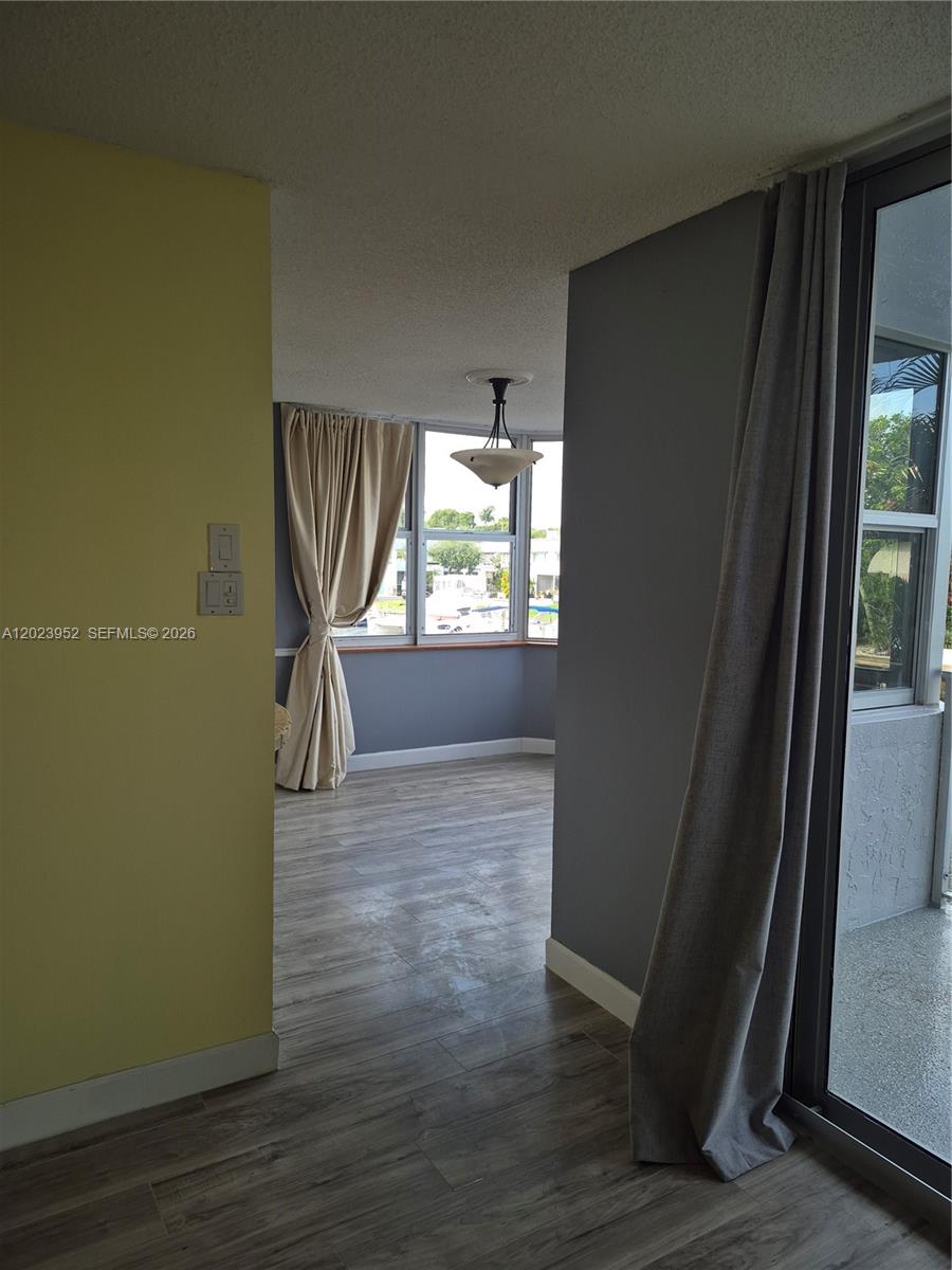 REEF WEST CONDO - Residential