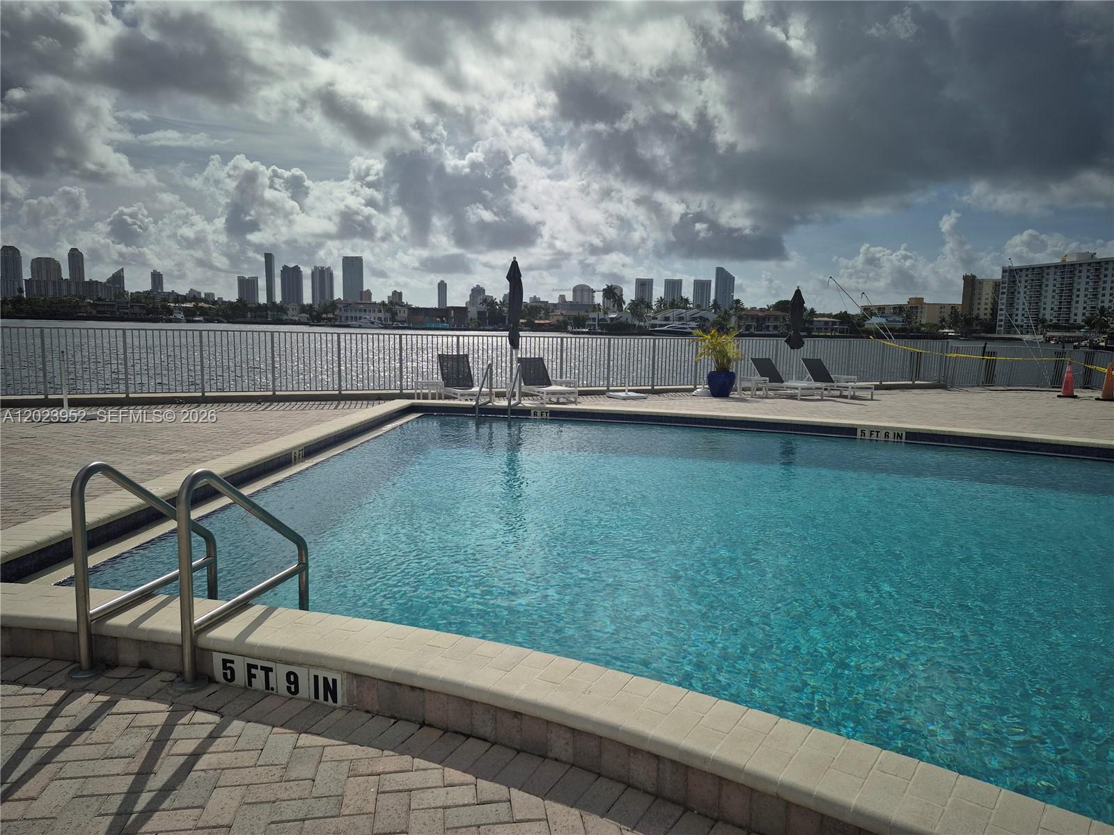 REEF WEST CONDO - Residential
