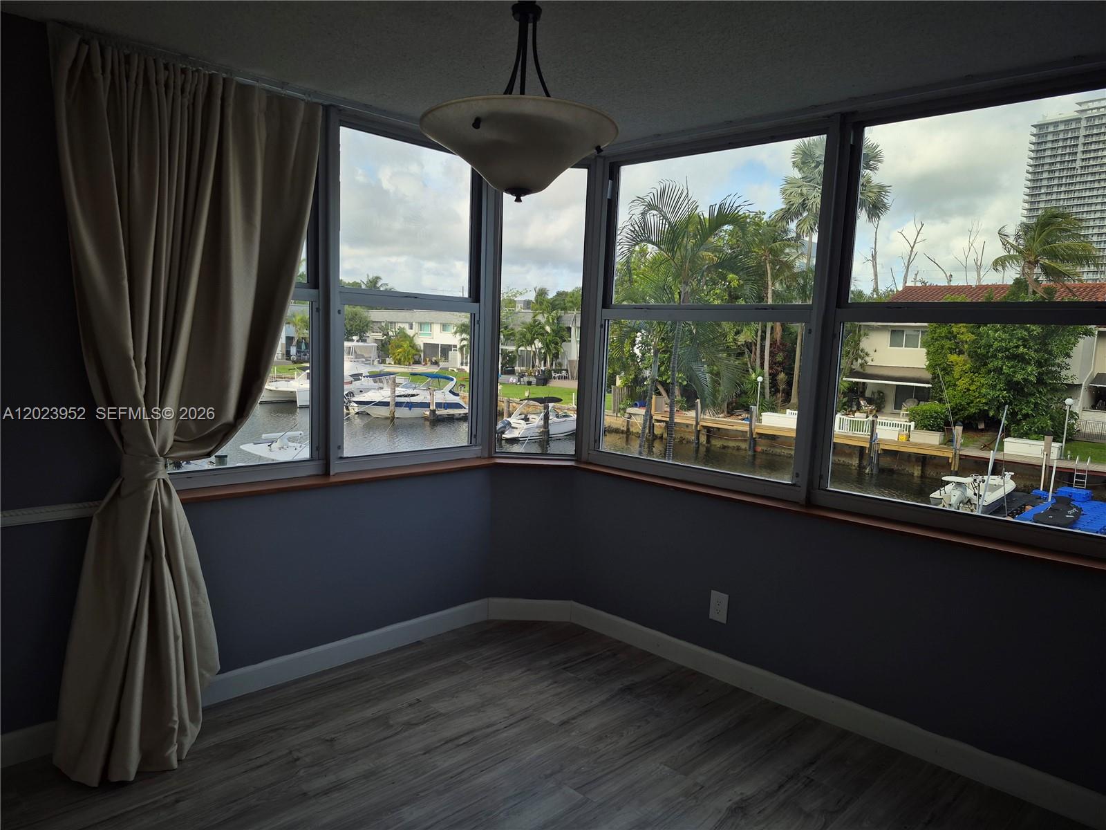 REEF WEST CONDO - Residential