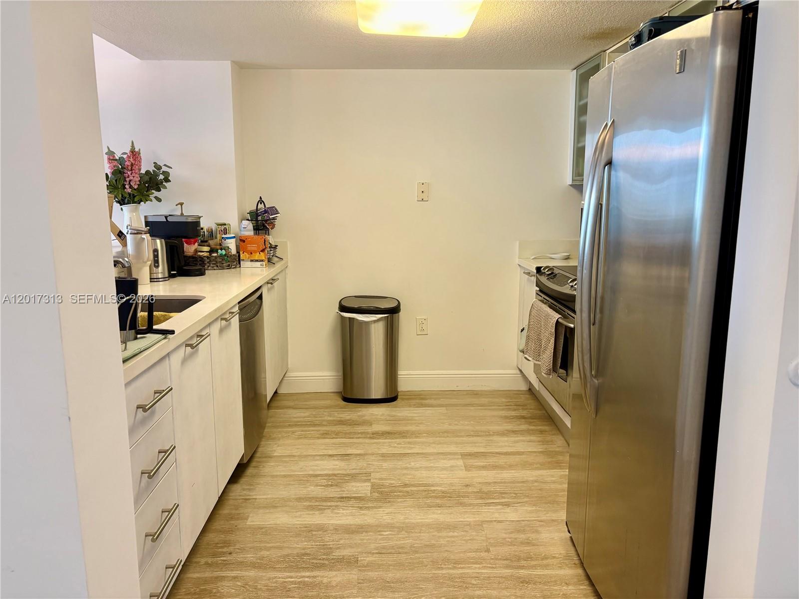 1800 CLUB CONDO - Residential