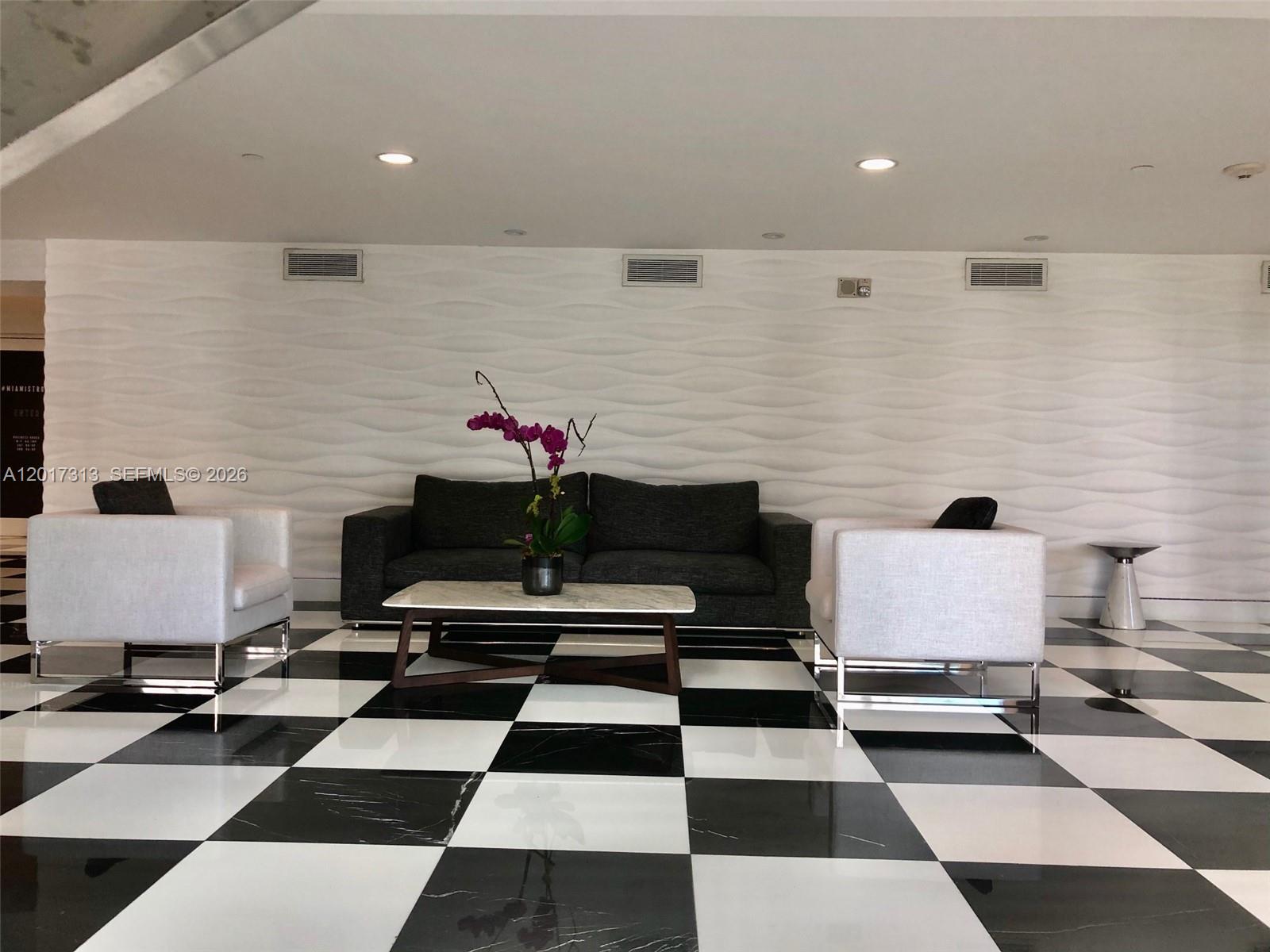 1800 CLUB CONDO - Residential