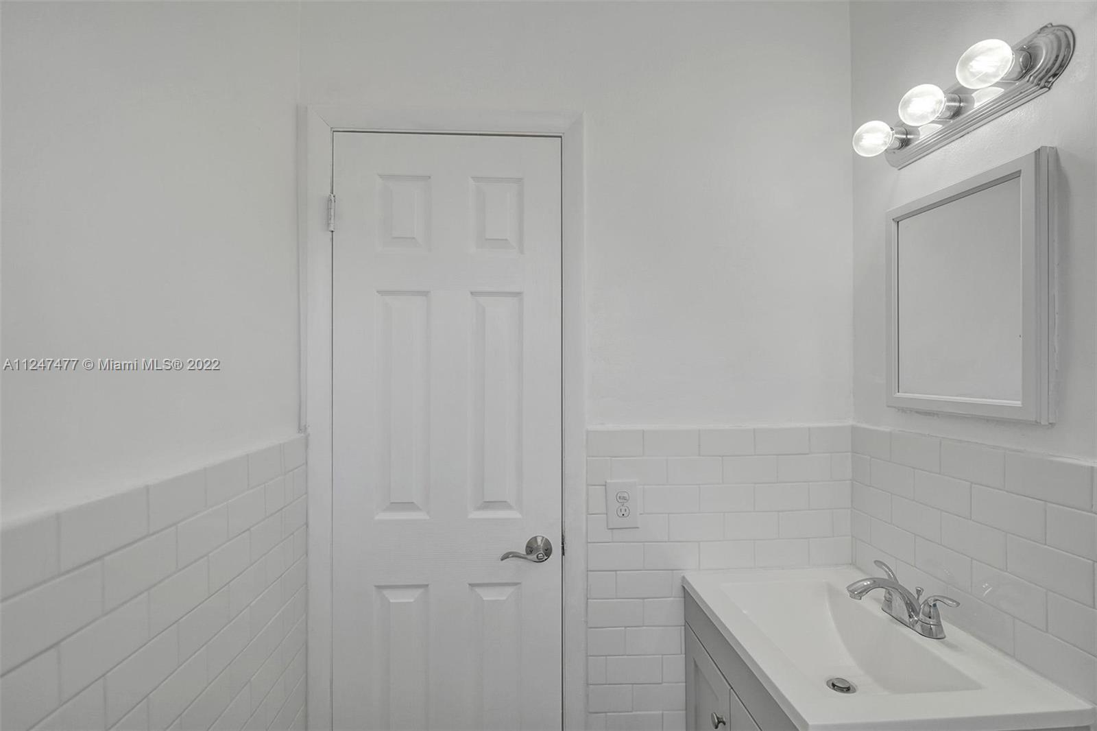 WAWRZYNIAK ACRES NORTH - Residential Lease