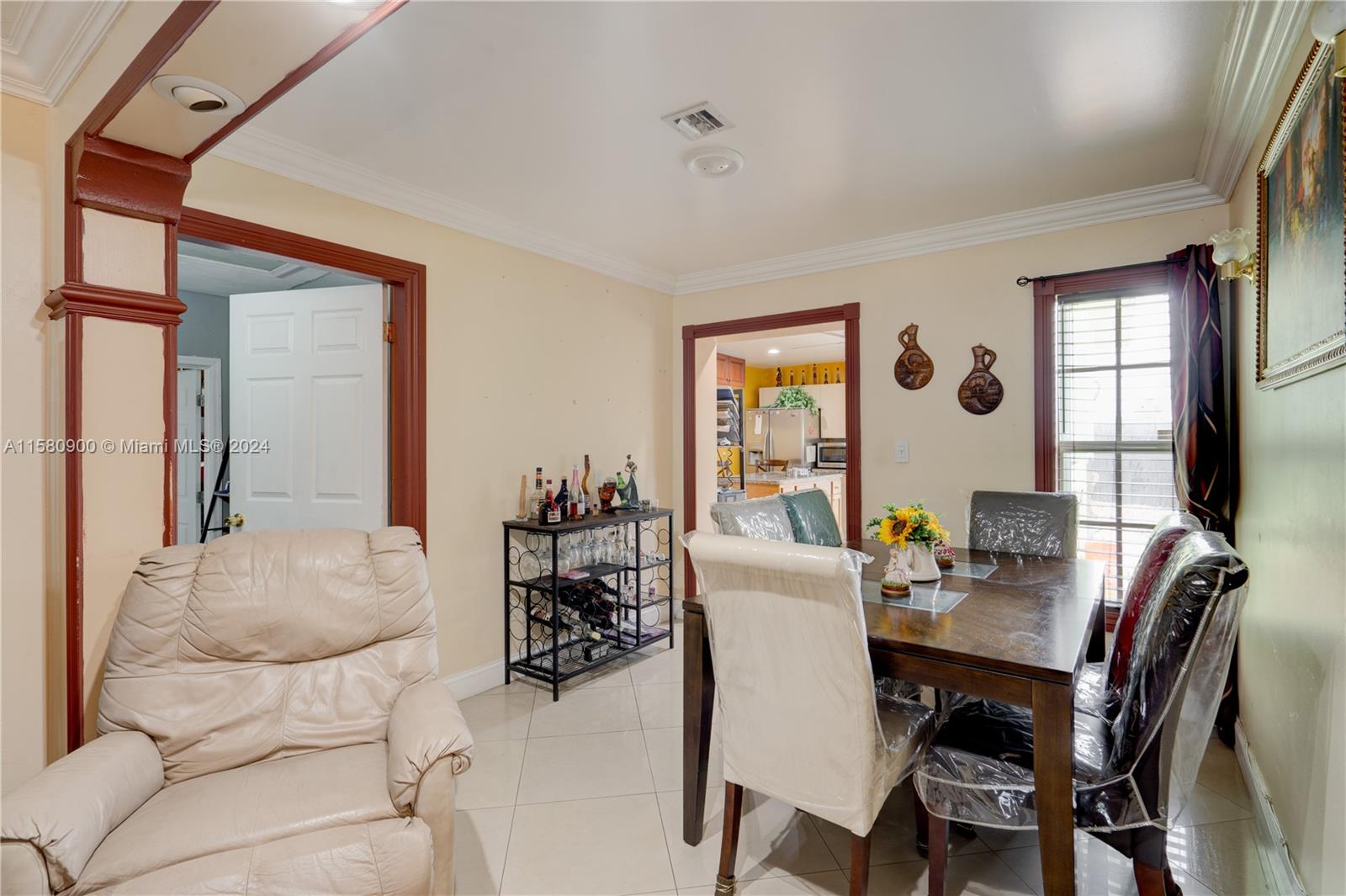BREEZE HAVEN - Residential