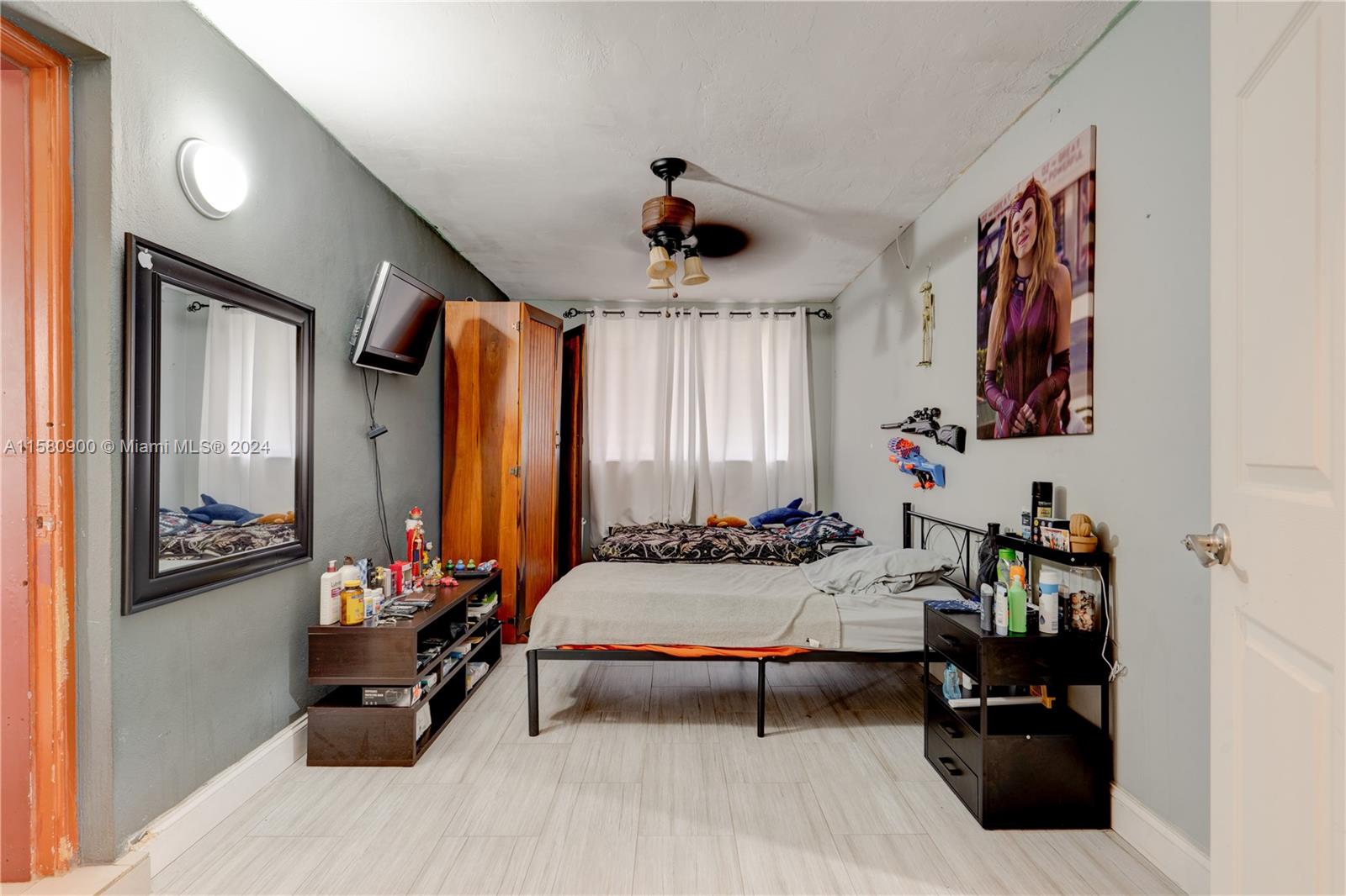 BREEZE HAVEN - Residential