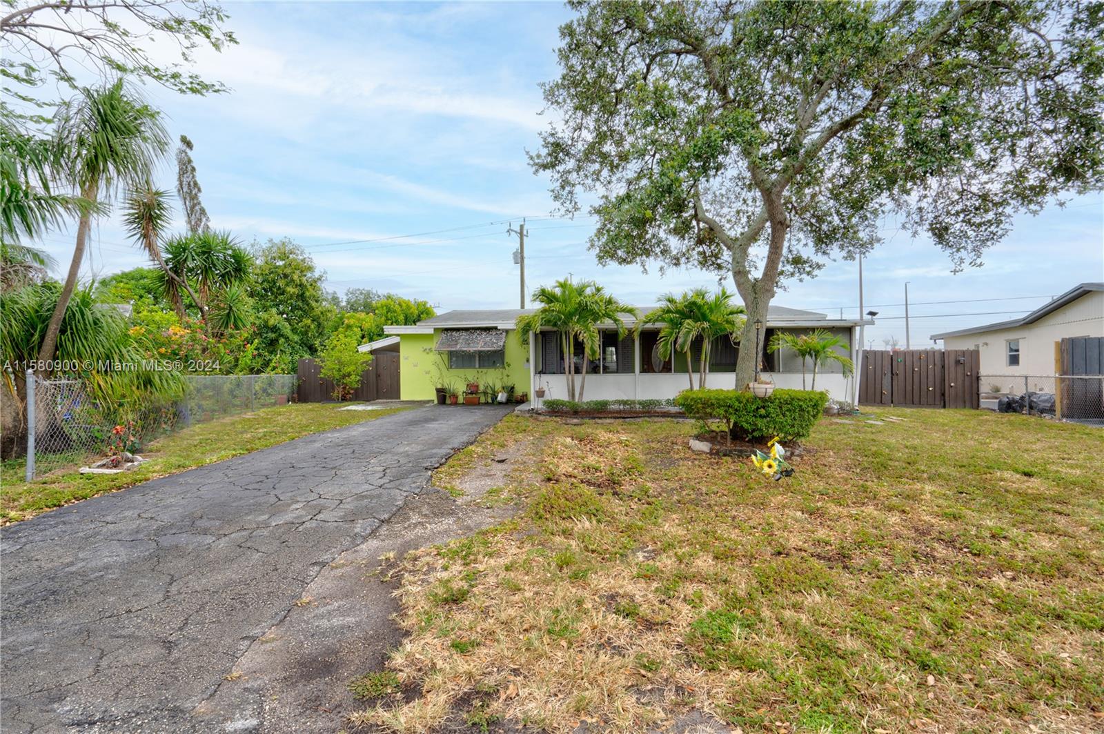 BREEZE HAVEN - Residential