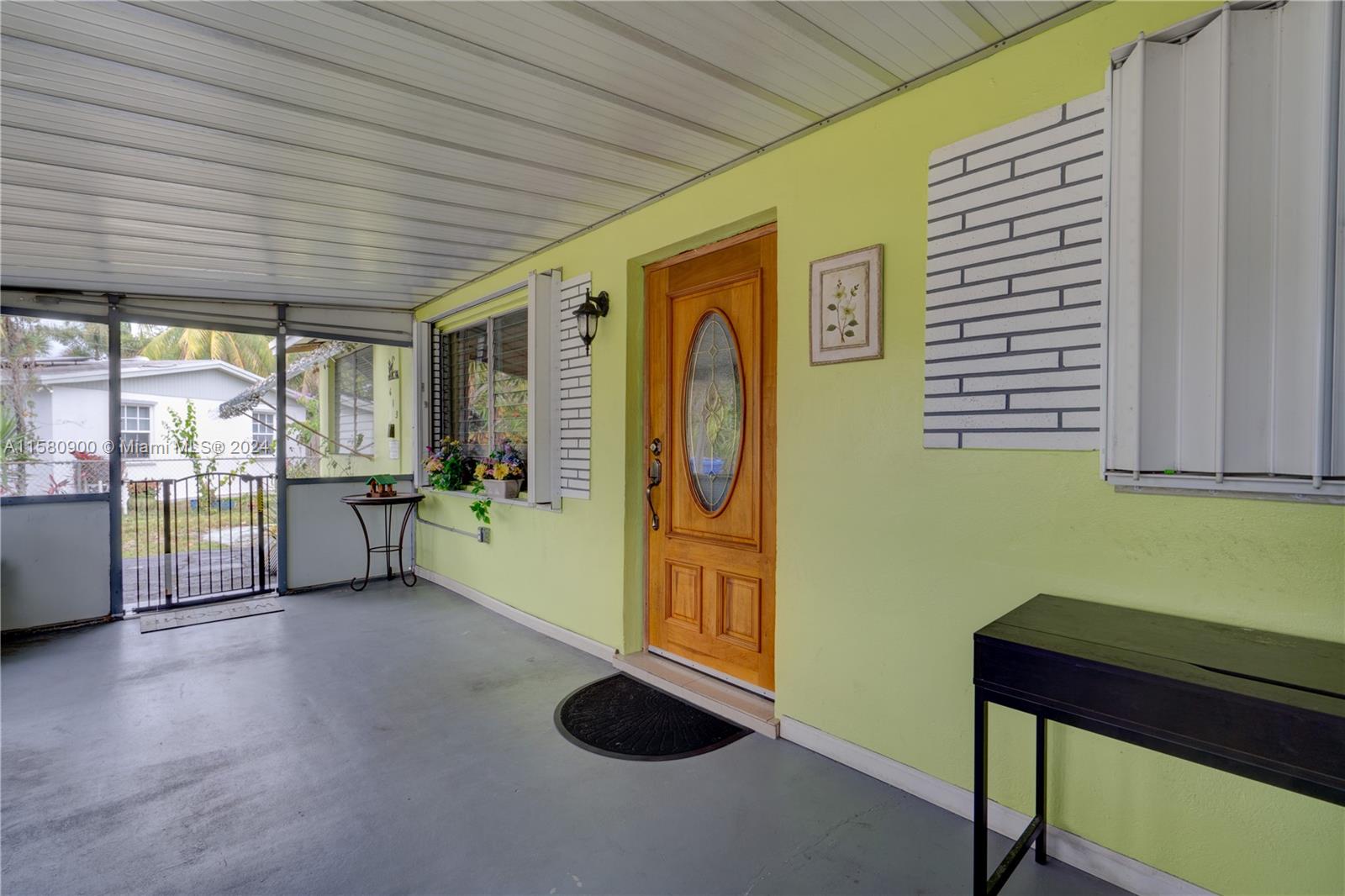 BREEZE HAVEN - Residential
