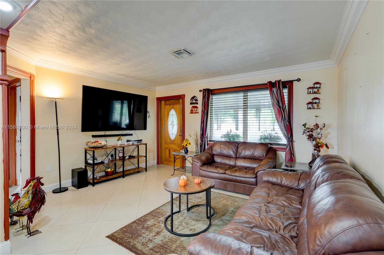 BREEZE HAVEN - Residential