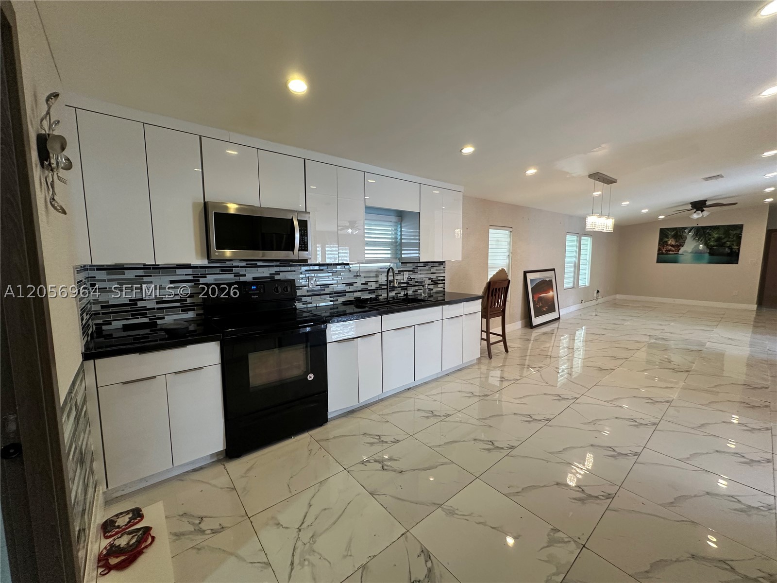 COCOWALK ESTATES - Residential