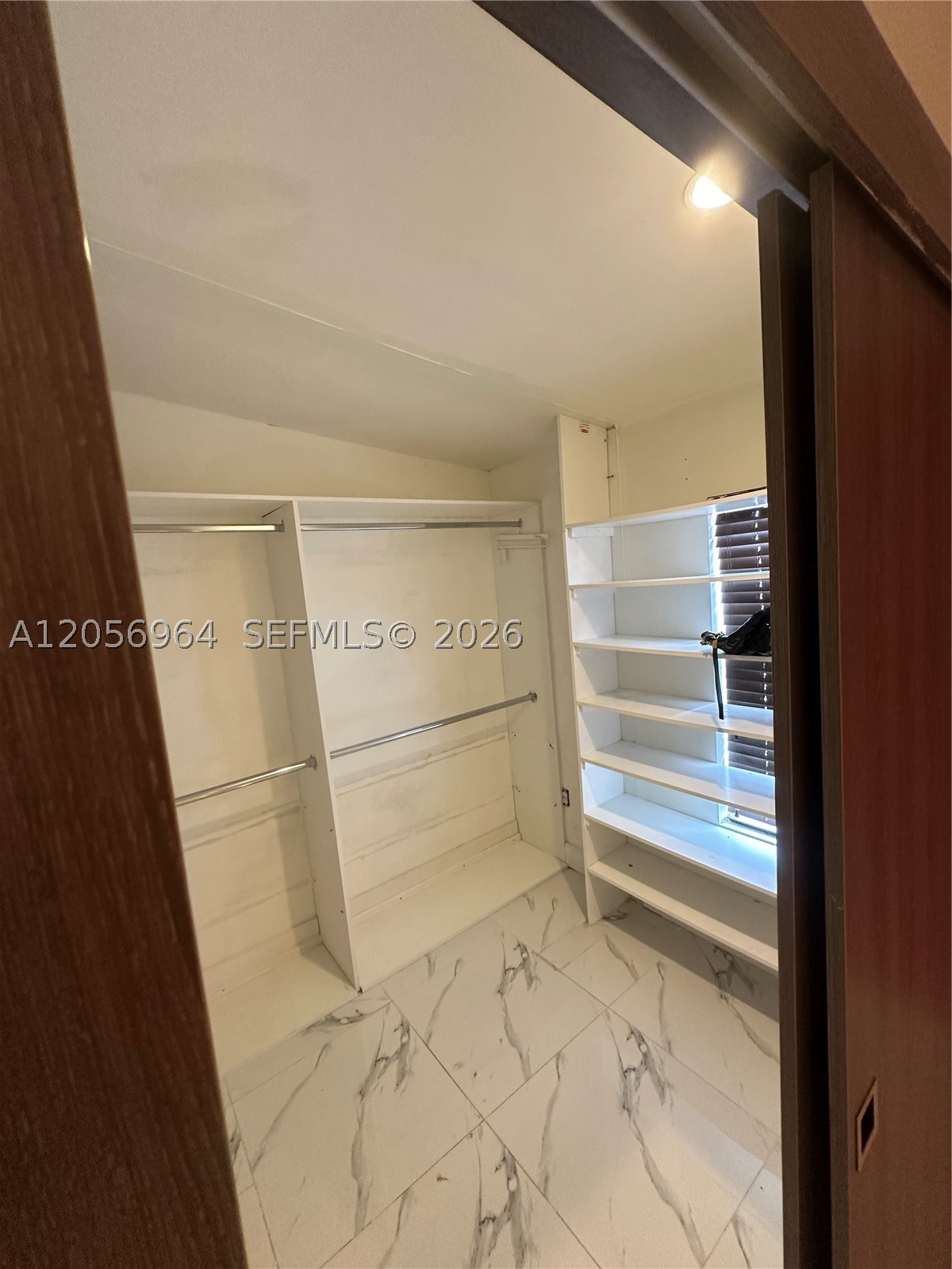 COCOWALK ESTATES - Residential