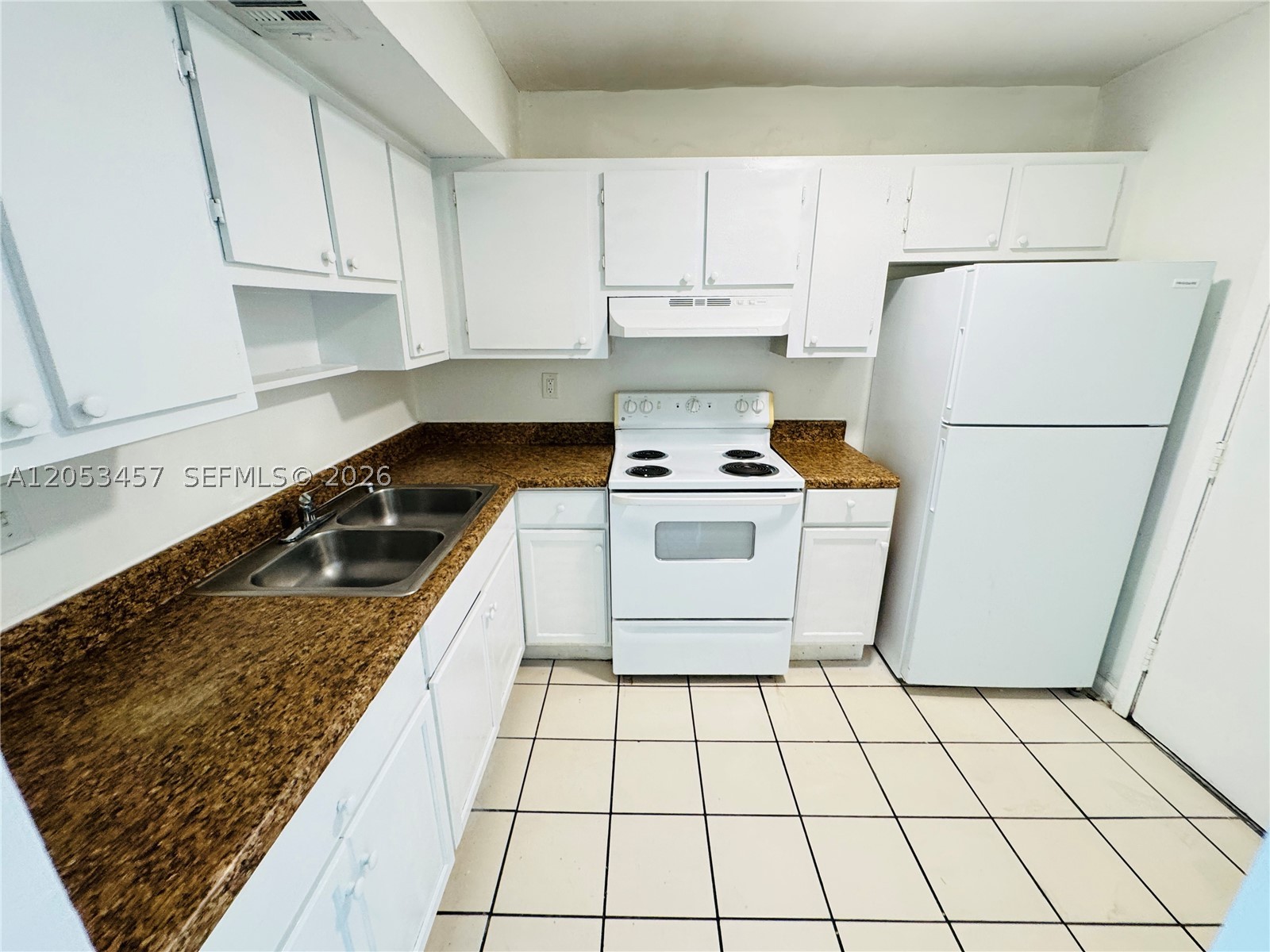 SUNSET HILLS I CONDO - Residential