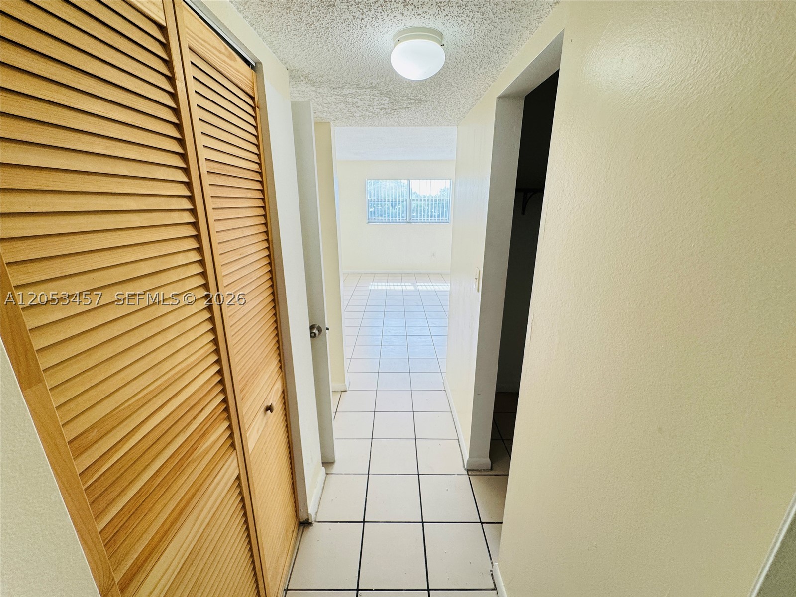 SUNSET HILLS I CONDO - Residential