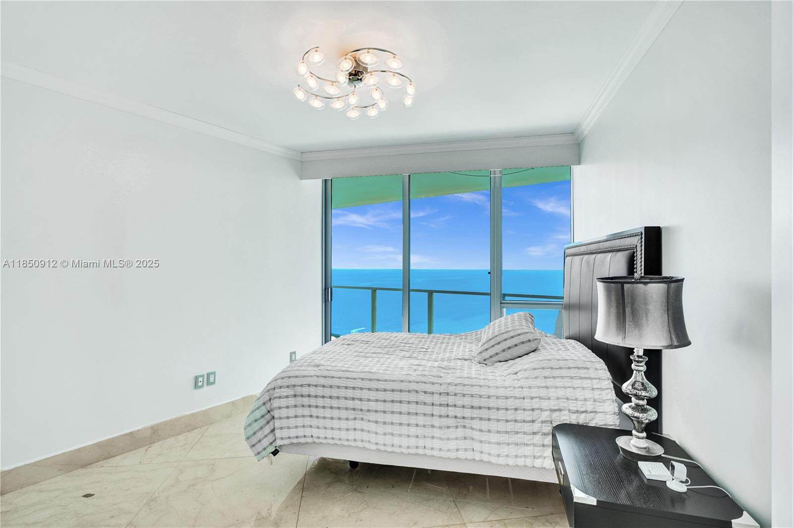OCEAN PALMS - Residential