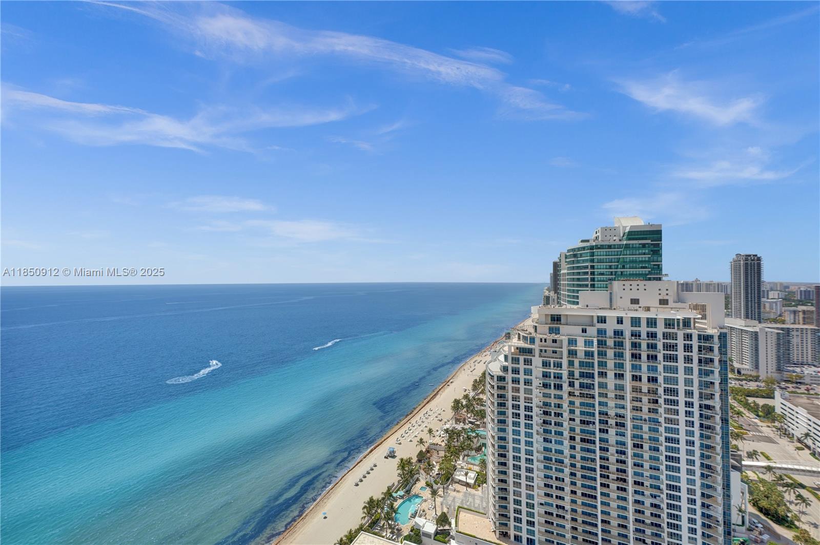 OCEAN PALMS - Residential