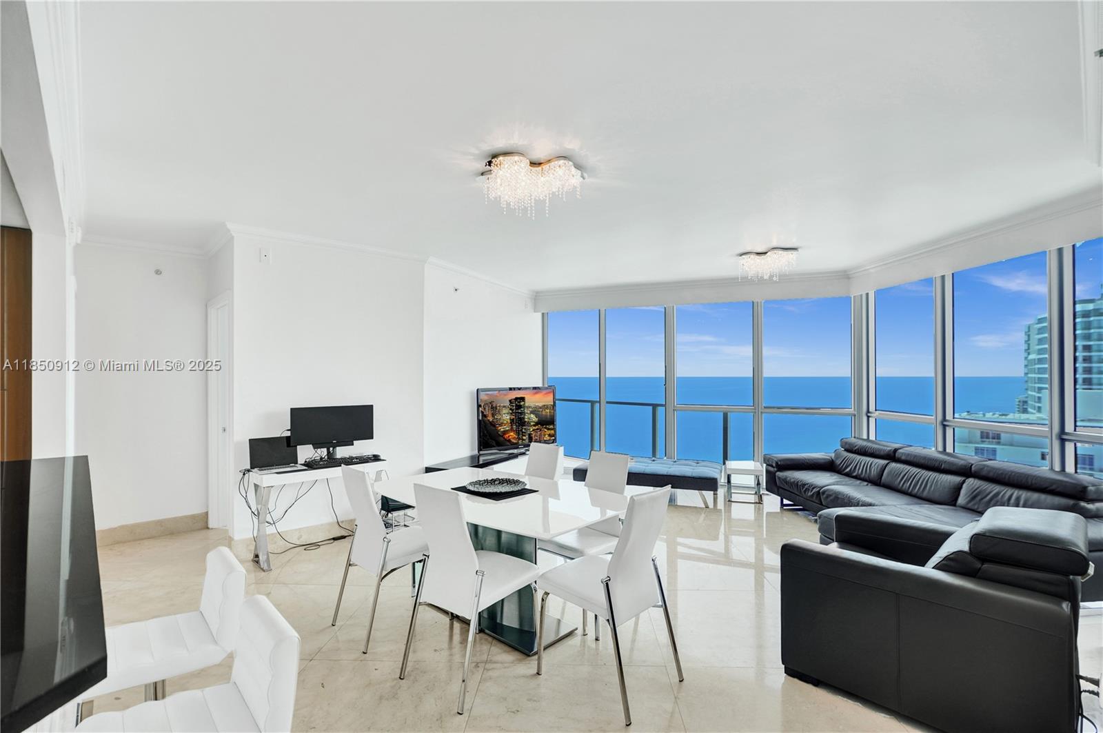 OCEAN PALMS - Residential
