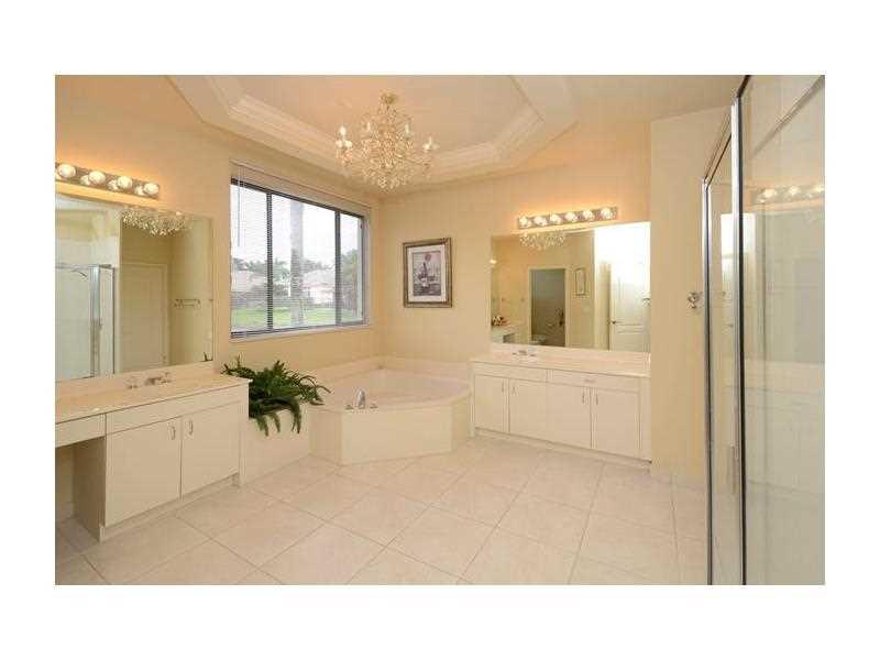 MONTCLAIRE-WHCC - Residential Lease