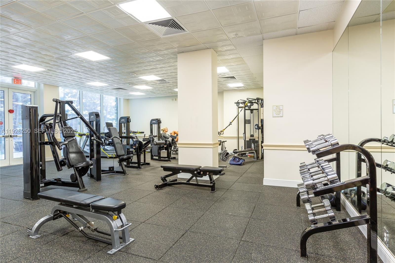 PARKER PLAZA CONDO ESTATE - Residential Lease