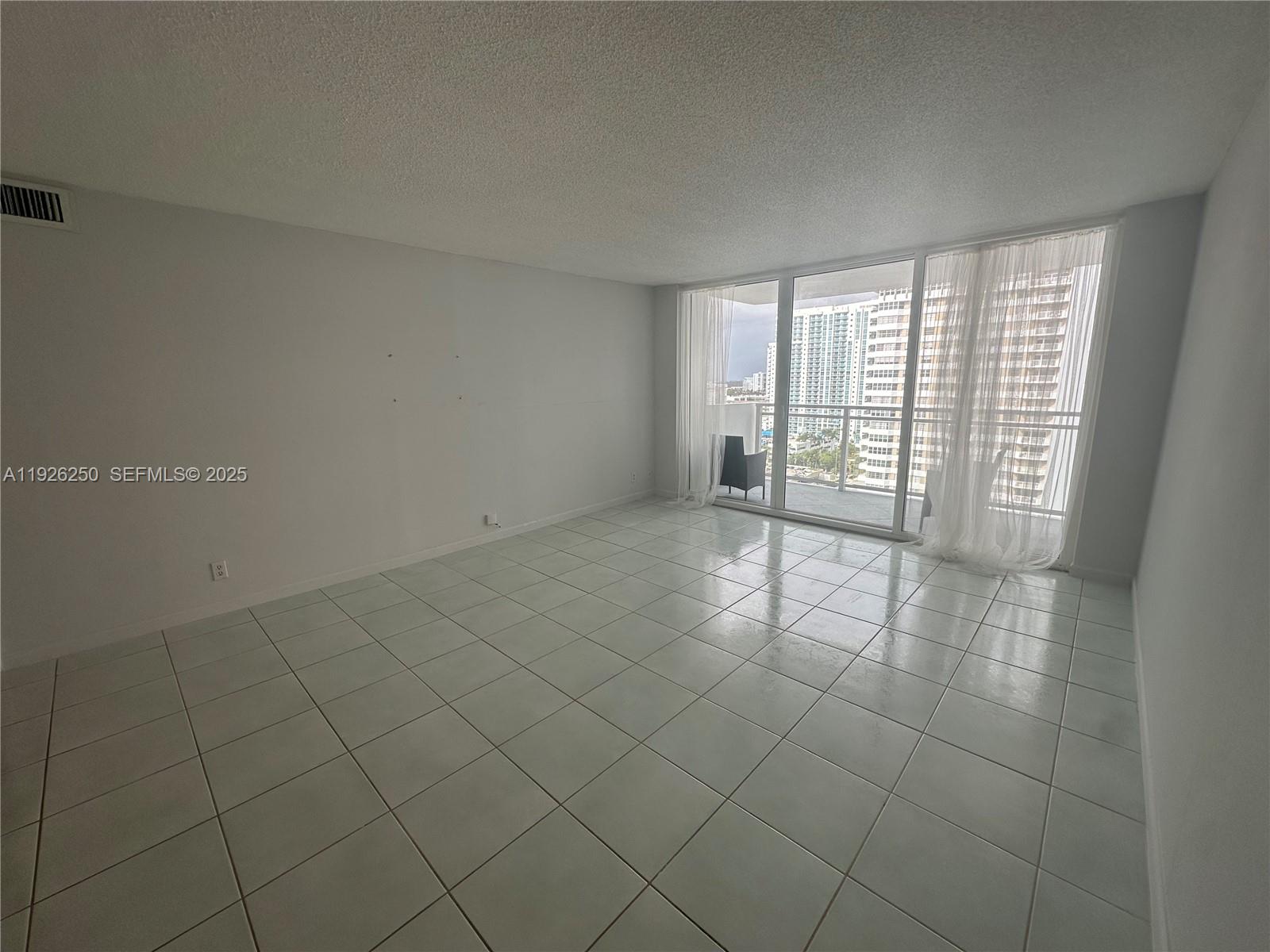 PARKER PLAZA CONDO ESTATE - Residential Lease