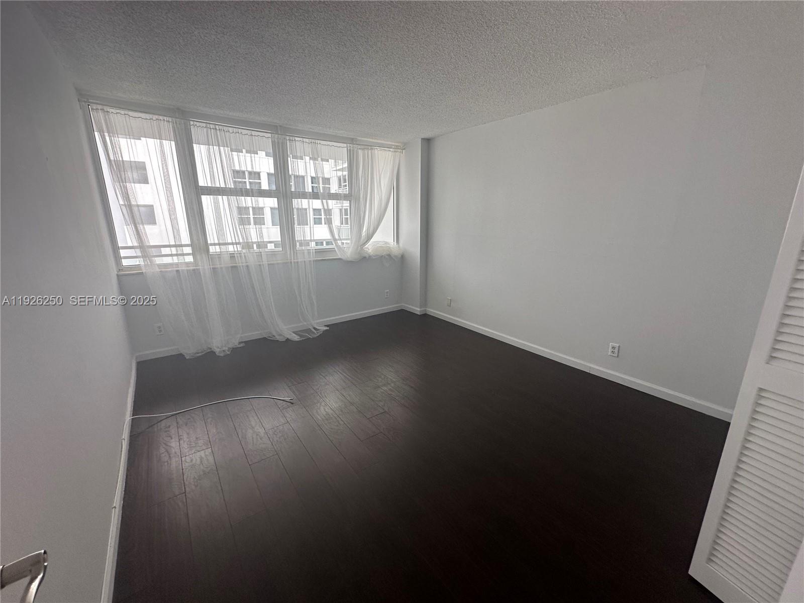 PARKER PLAZA CONDO ESTATE - Residential Lease