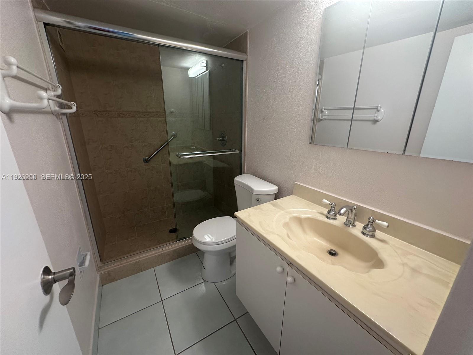 PARKER PLAZA CONDO ESTATE - Residential Lease