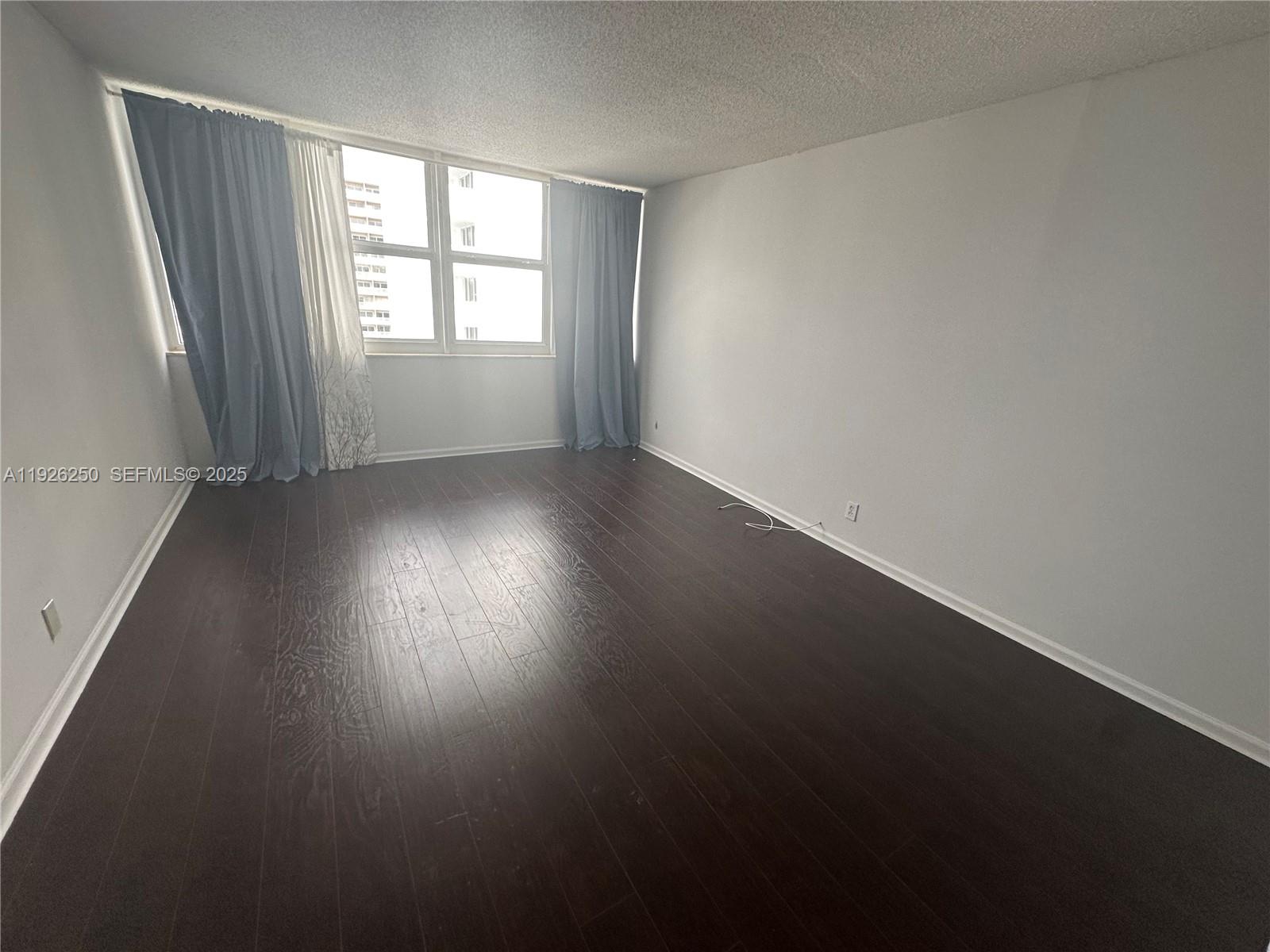 PARKER PLAZA CONDO ESTATE - Residential Lease