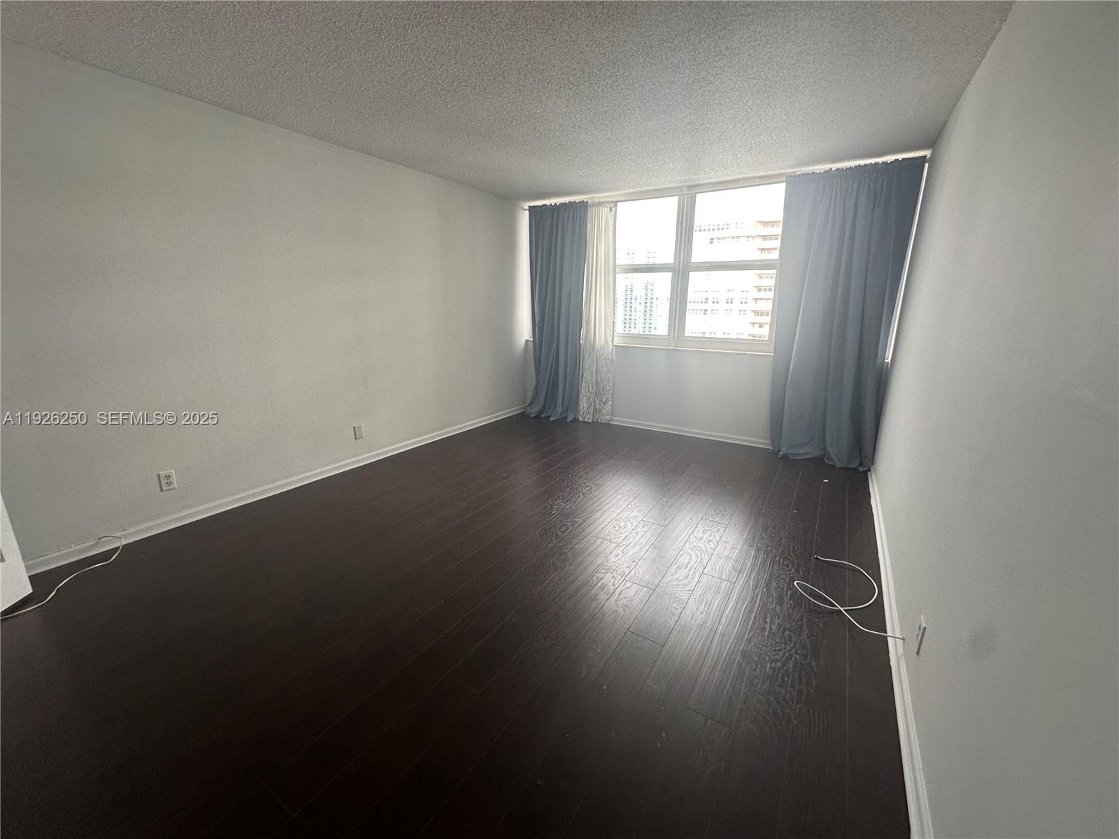 PARKER PLAZA CONDO ESTATE - Residential Lease