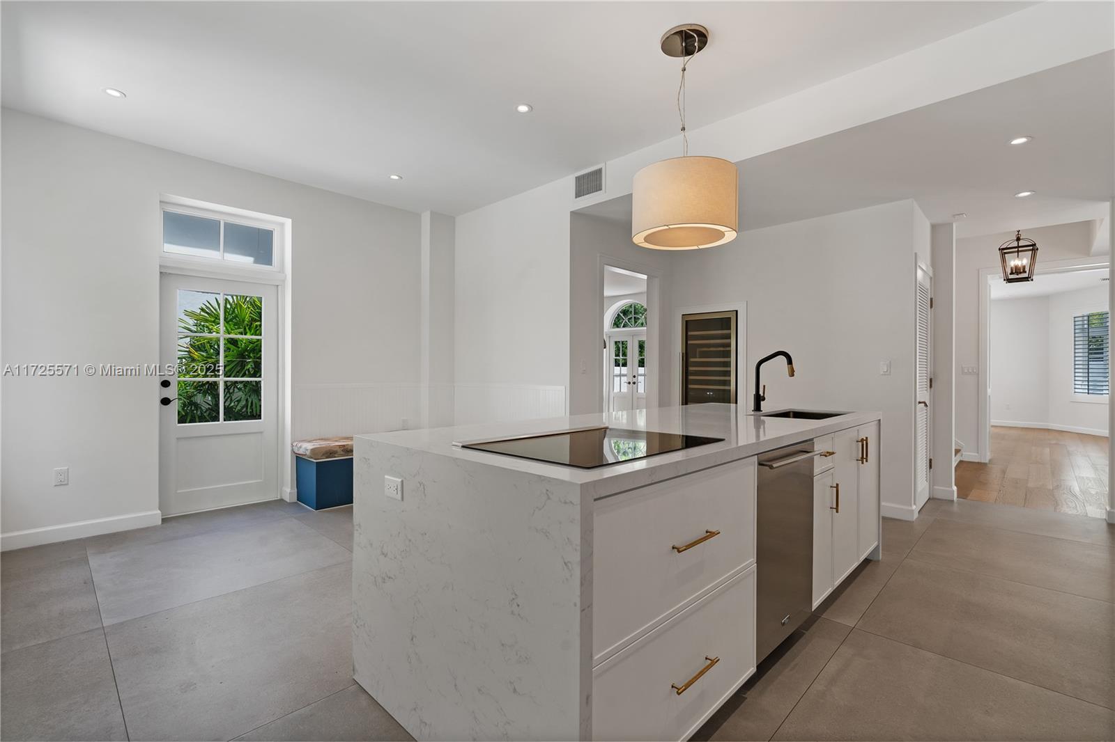CORAL GABLES RIVIERA SEC - Residential