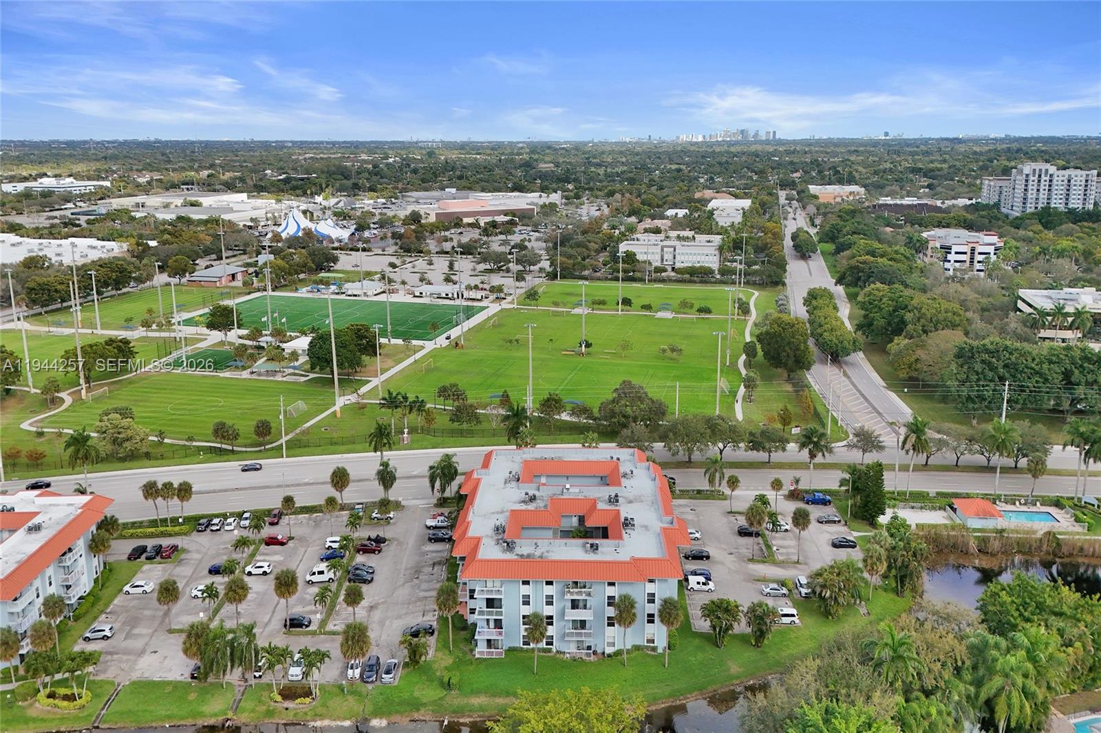 NEWPORT CONDO - Residential