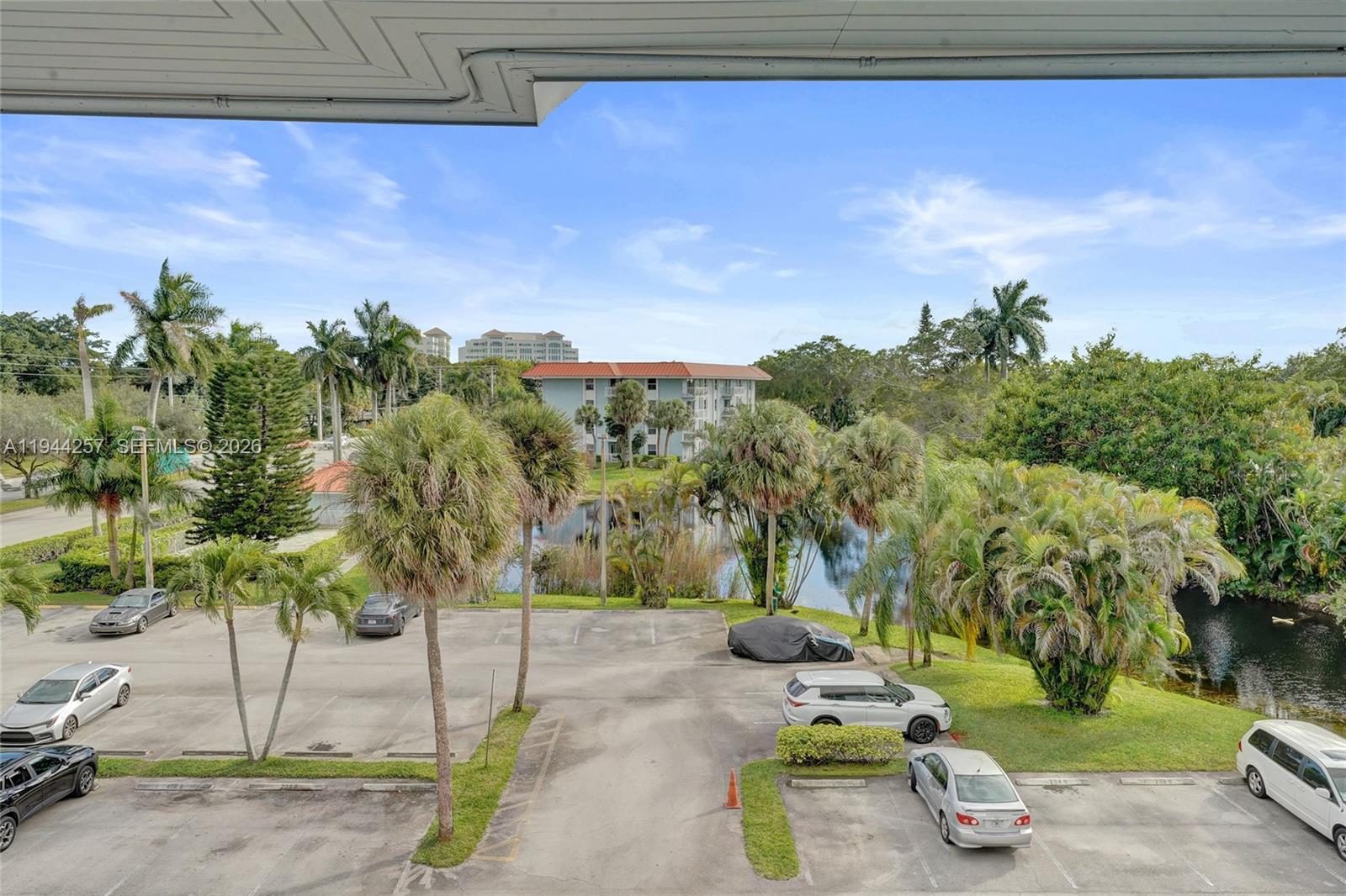 NEWPORT CONDO - Residential