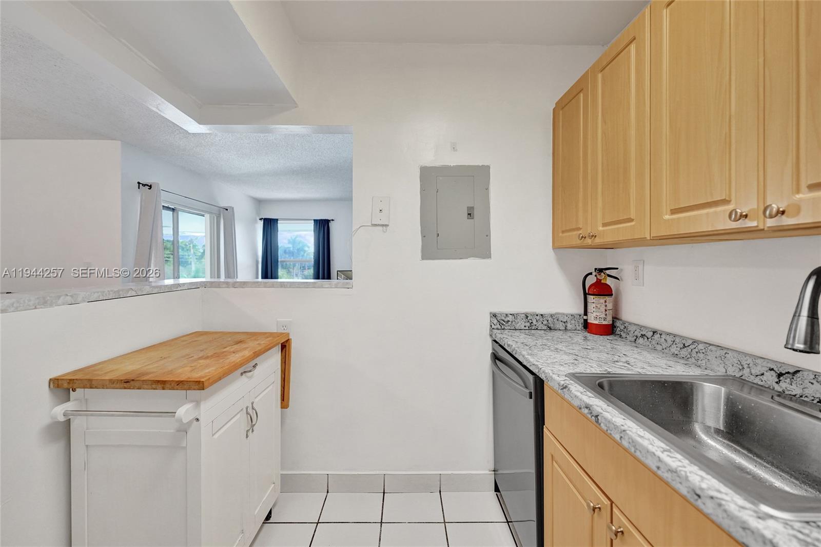 NEWPORT CONDO - Residential