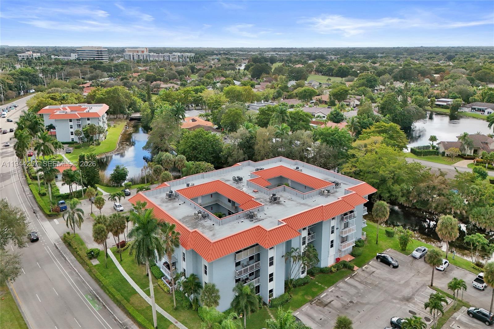 NEWPORT CONDO - Residential