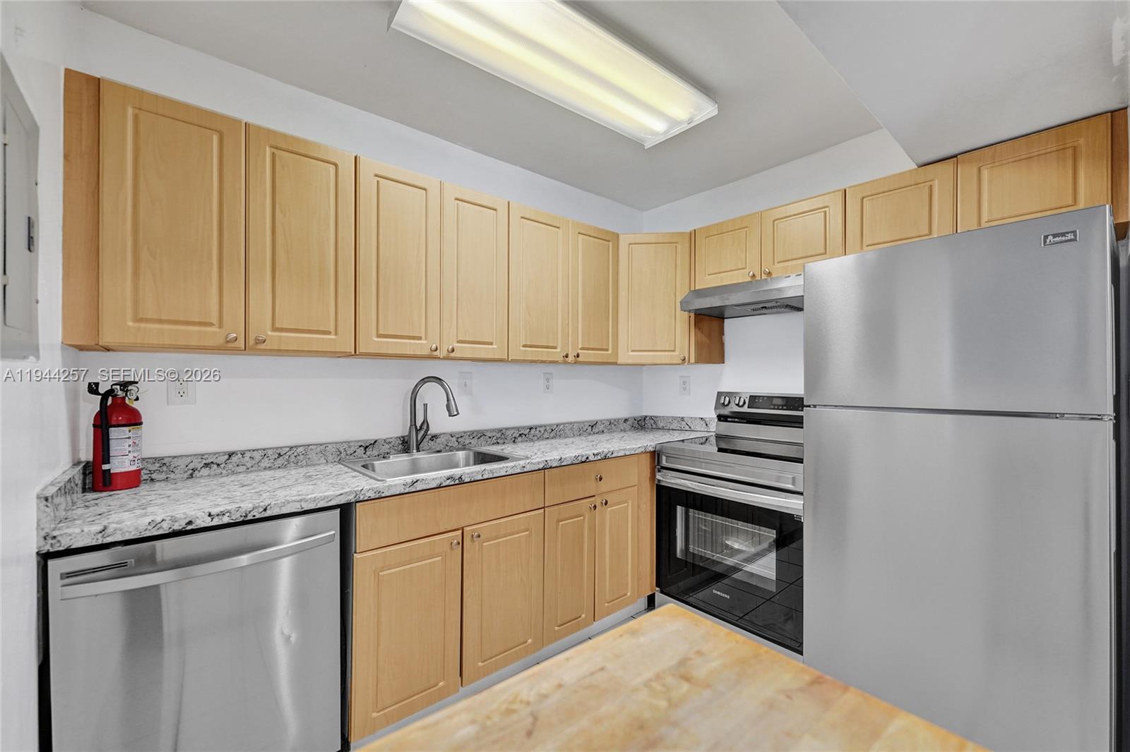 NEWPORT CONDO - Residential