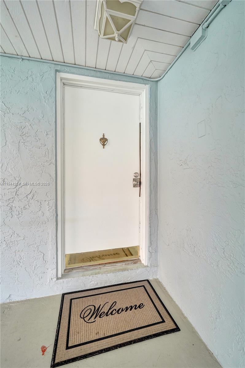 NEWPORT CONDO - Residential