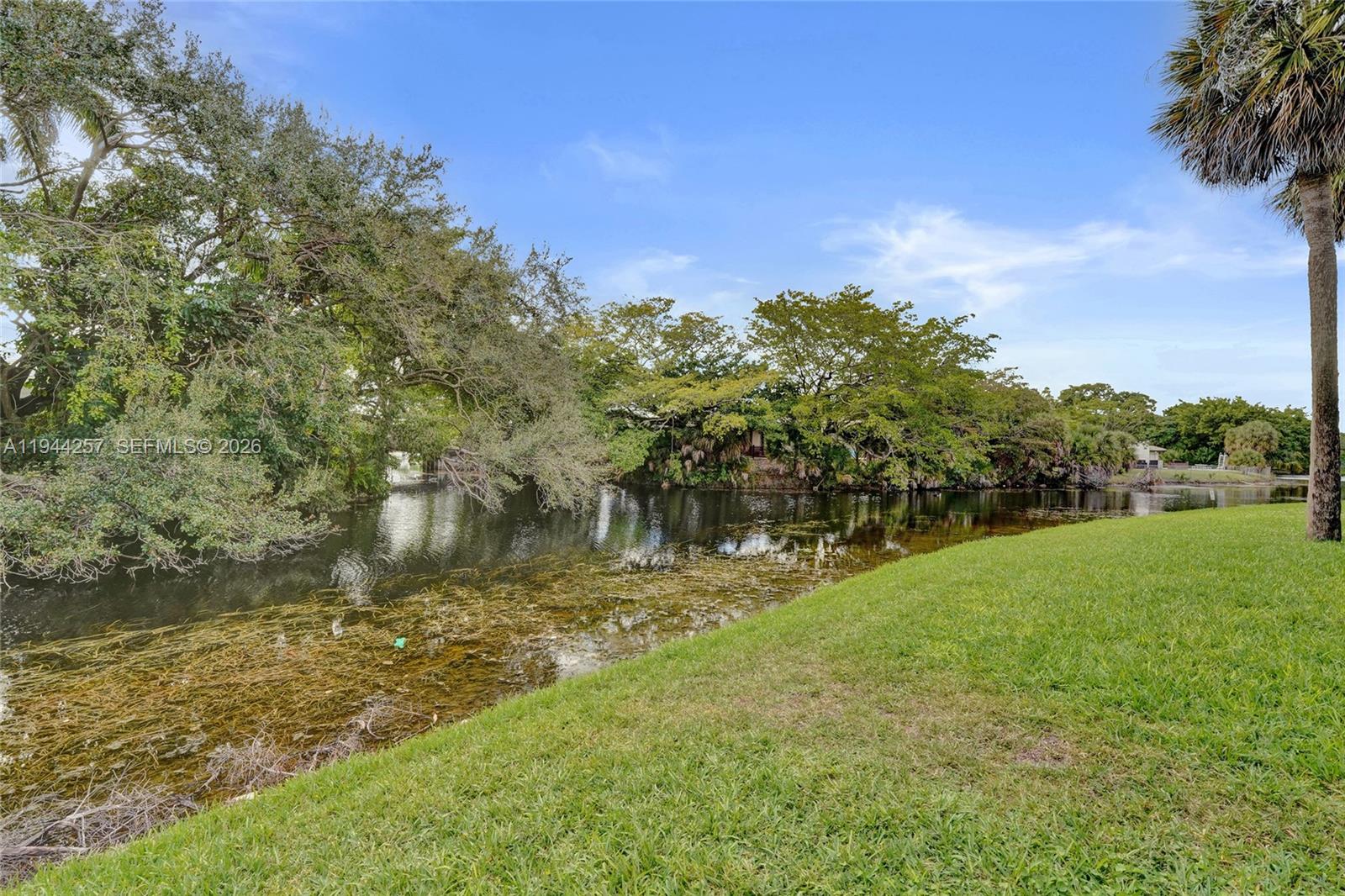 NEWPORT CONDO - Residential