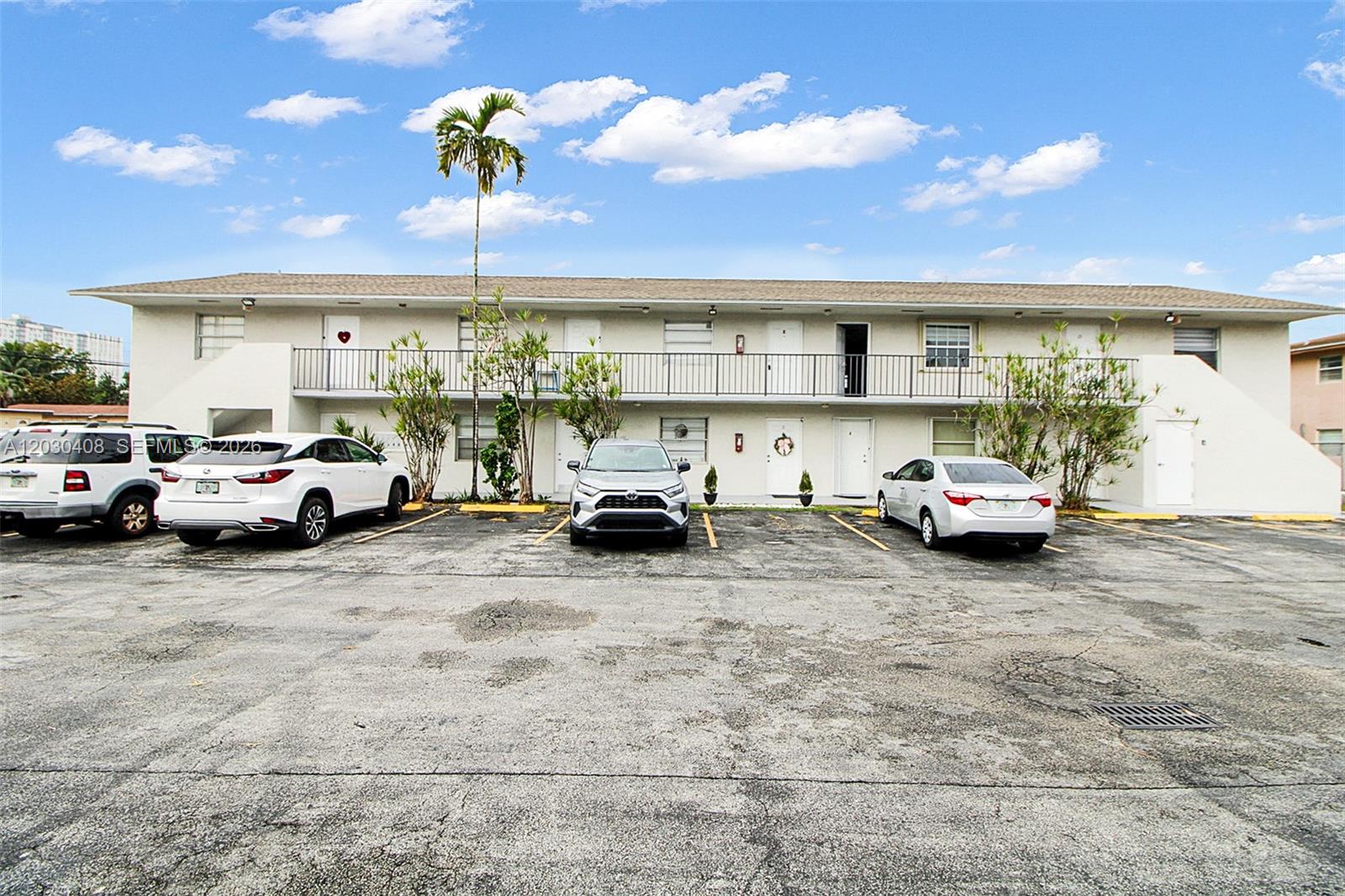 BARLOVENTO CONDO - Residential
