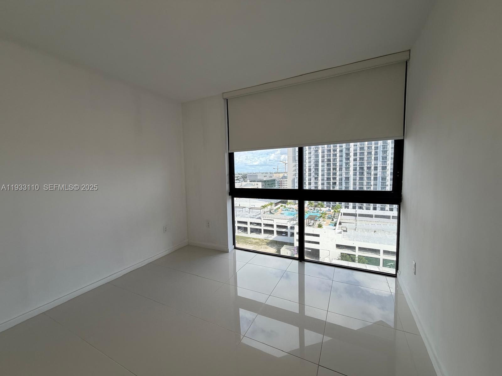 5252 PASEO CONDO - Residential Lease
