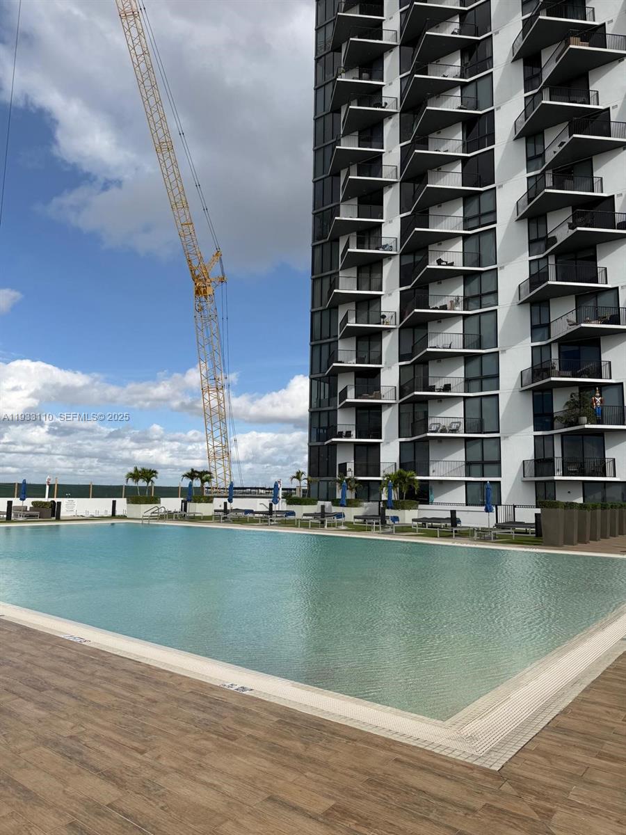 5252 PASEO CONDO - Residential Lease
