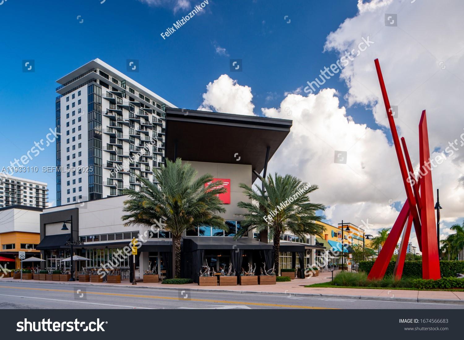 5252 PASEO CONDO - Residential Lease